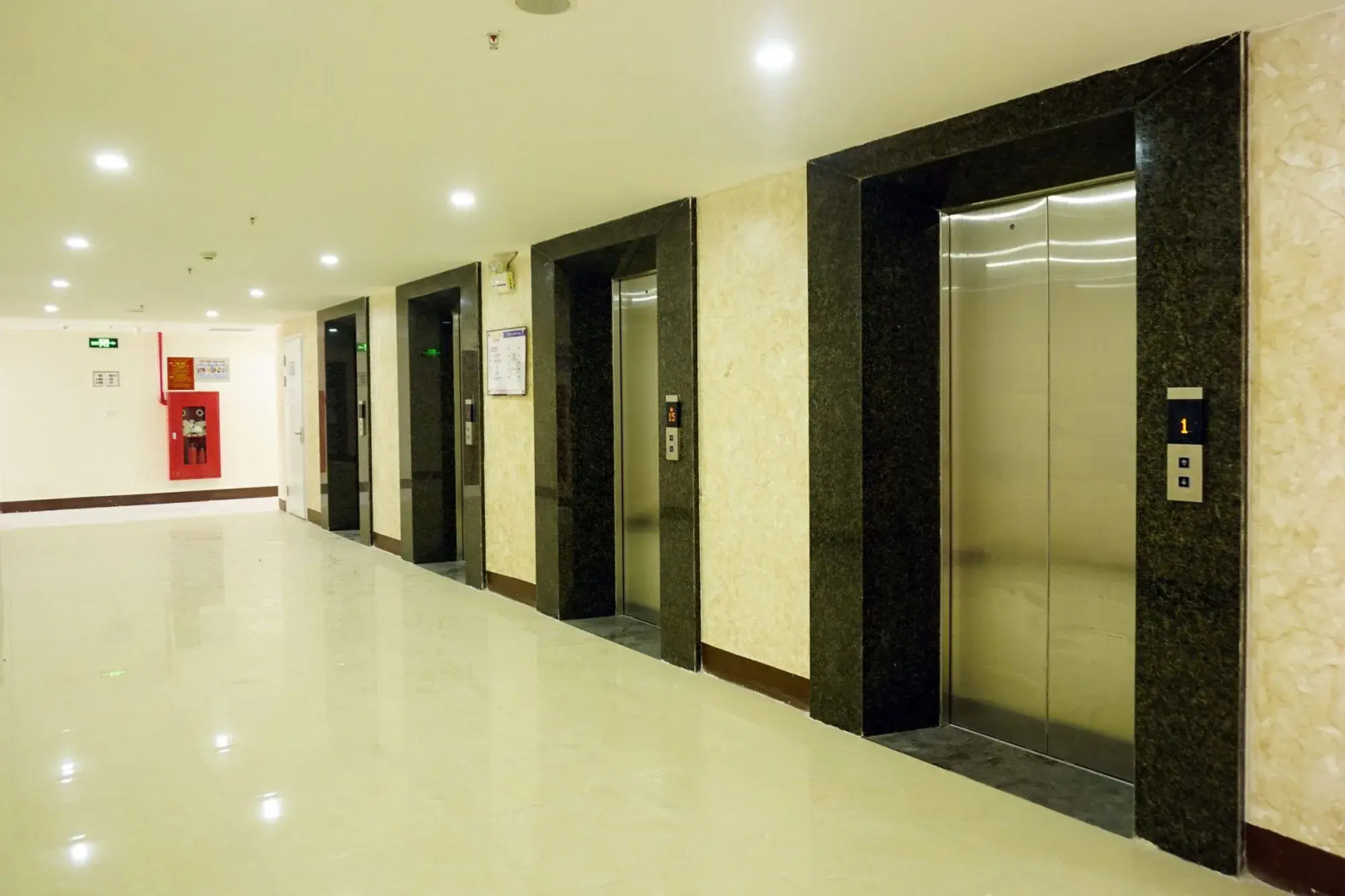 Hometel Newlife Ha Long