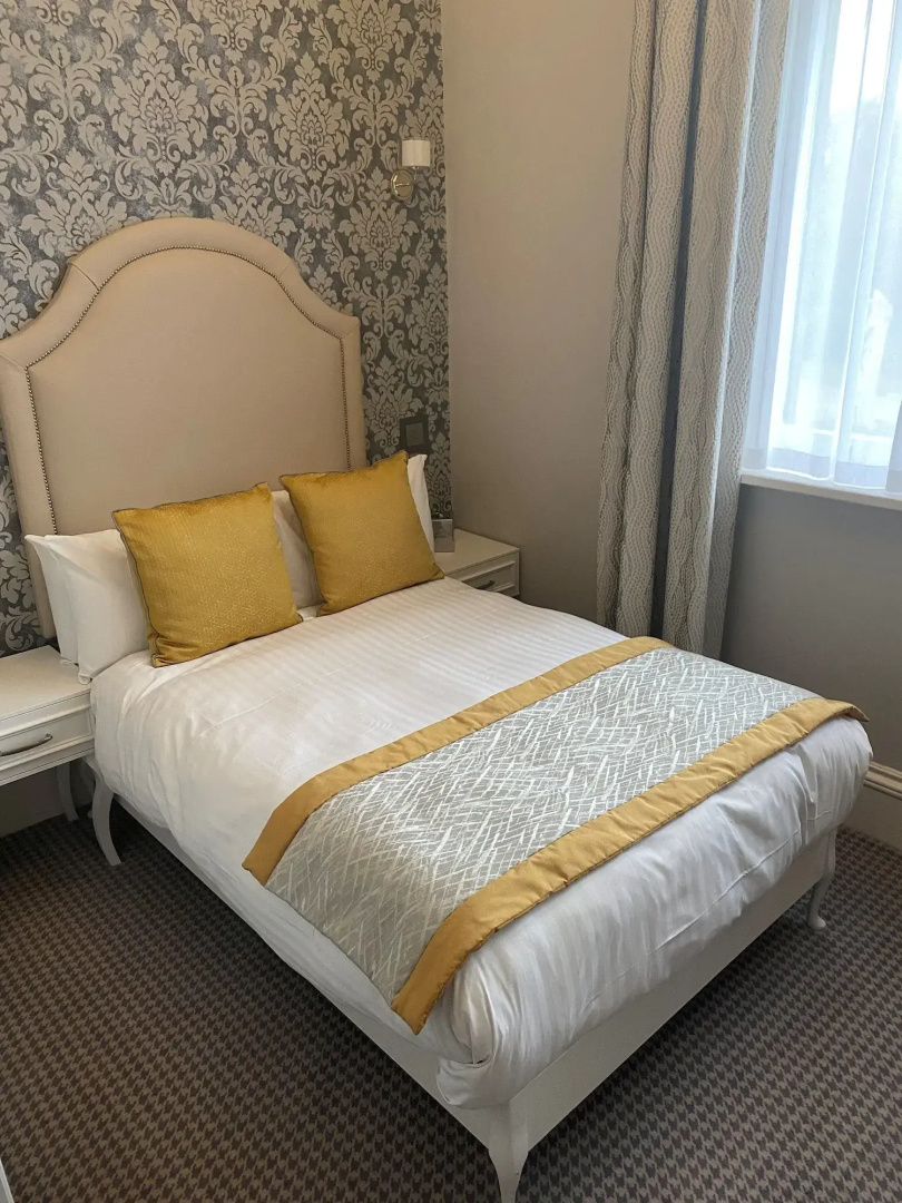 Wroxall Abbey Hotel
