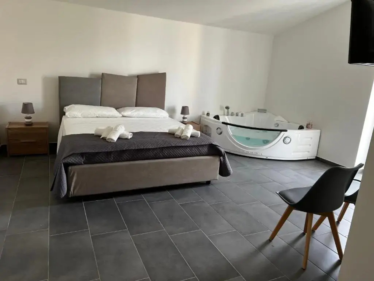 Habitat Luxury Suites