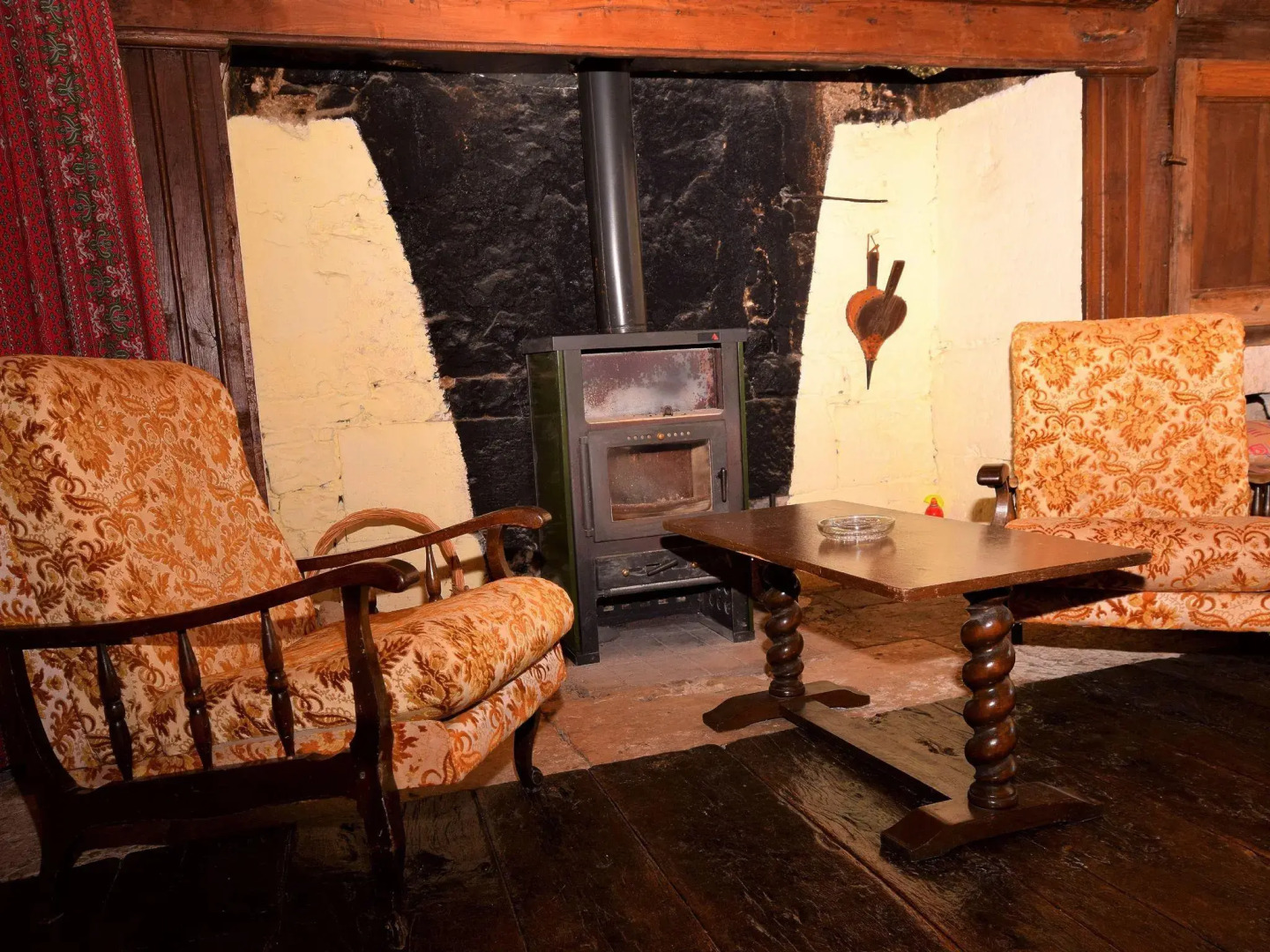 Heritage Holiday Home in Bagat-en-Quercy with Garden