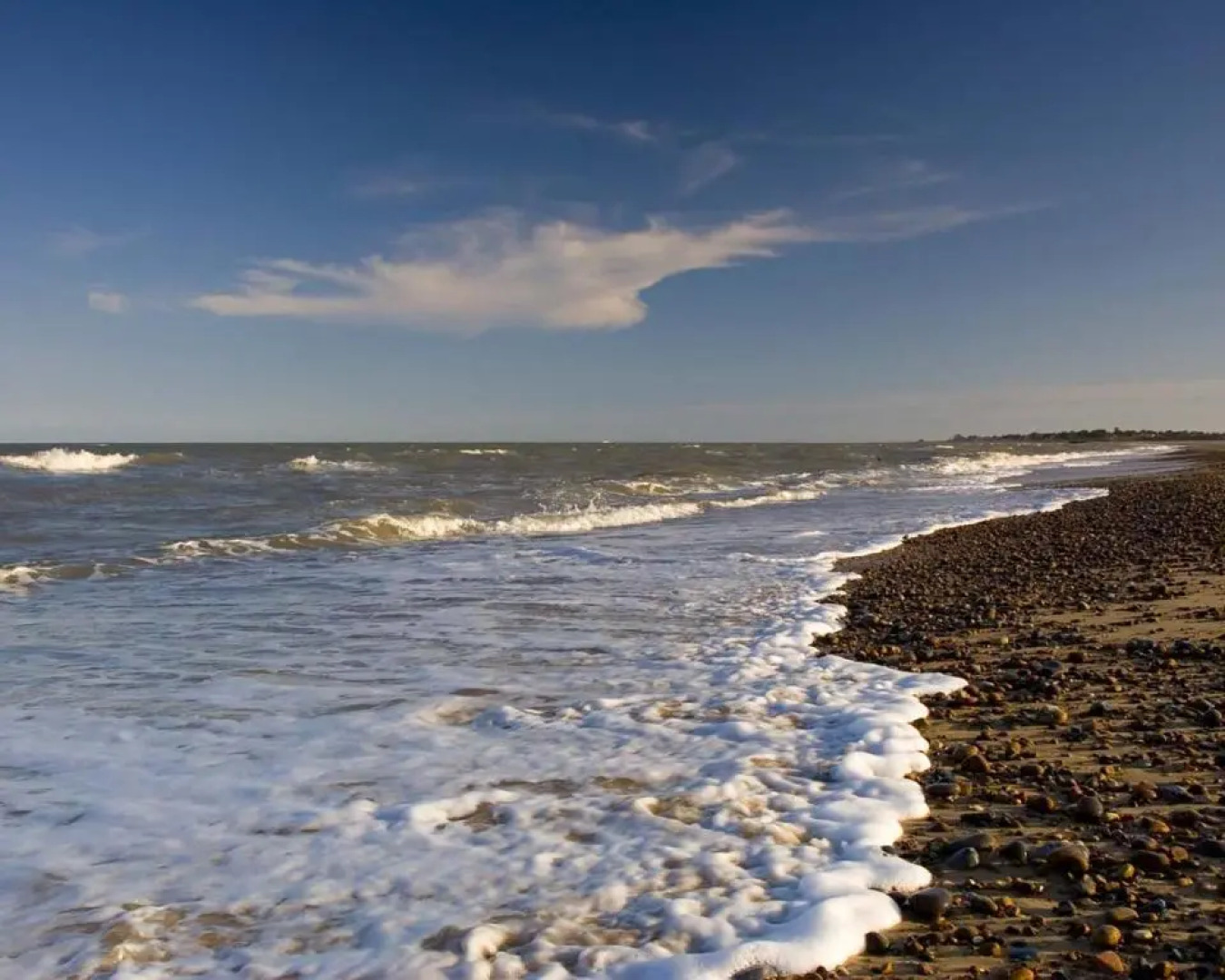 Romantic Flint Cottage on the Suffolk Coast
