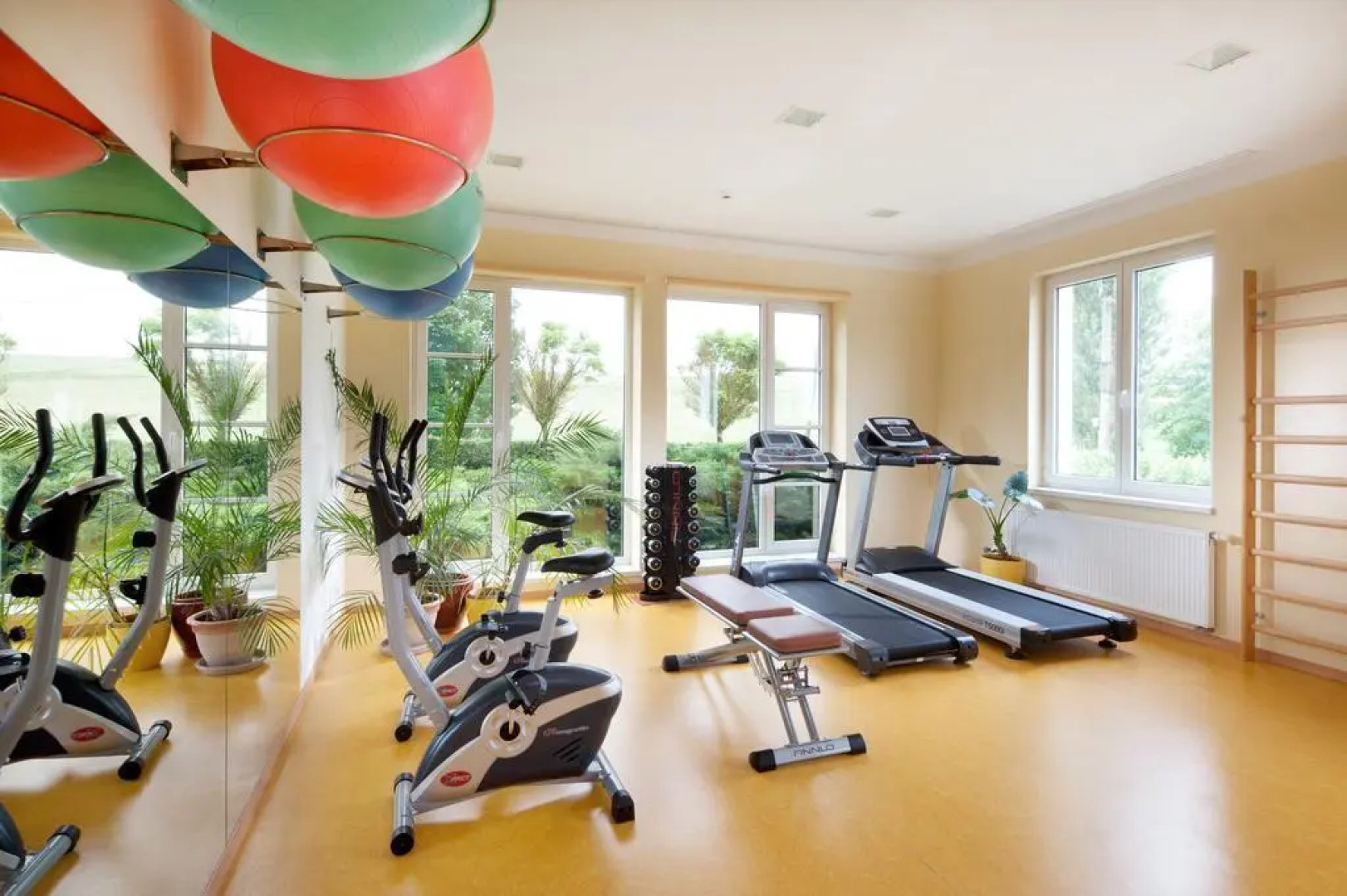 Francis Palace Hotel