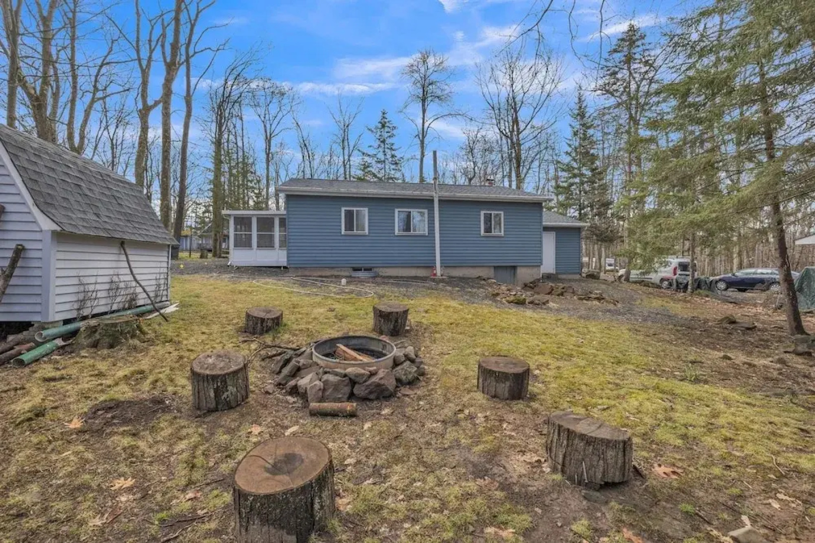 Pet Friendly Mountain Home W/ Fishing Access: 10 Mi To Ski! Pet Friendly! 3 Bedroom Home by Redawning