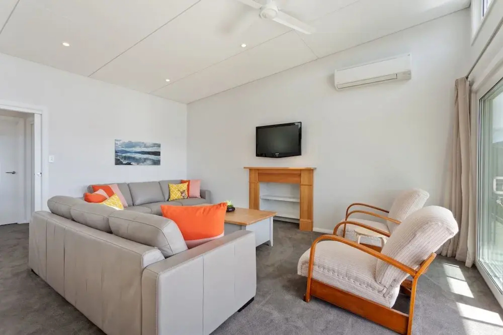 The Elements West - Jindabyne