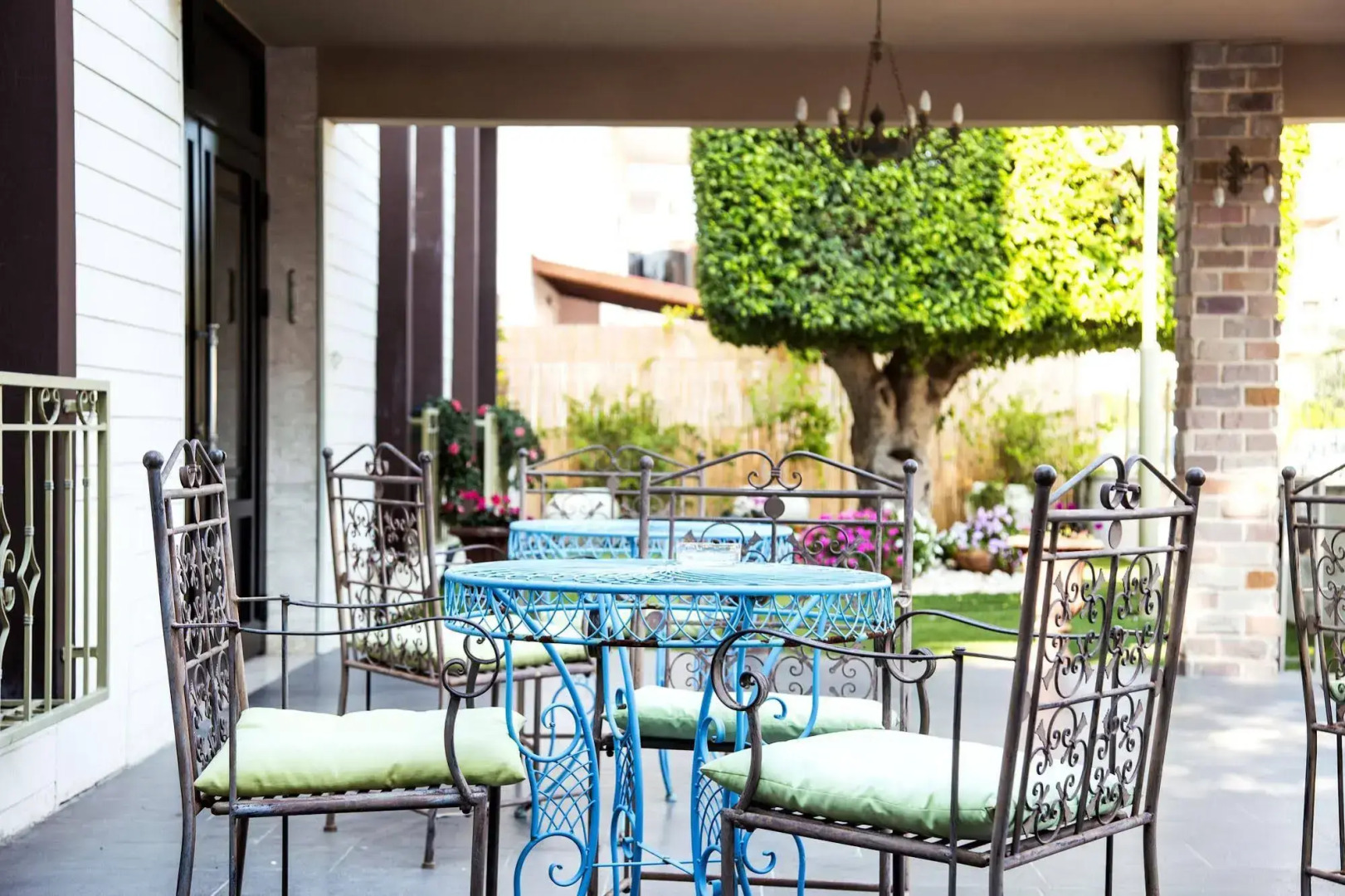 Shtarkman Erna Hotel