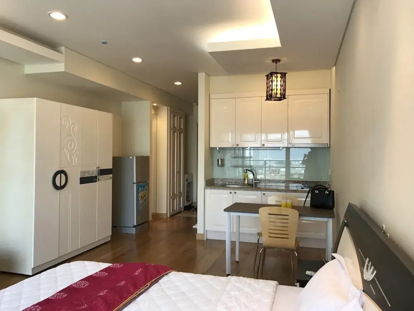 Handy Beach Apartment