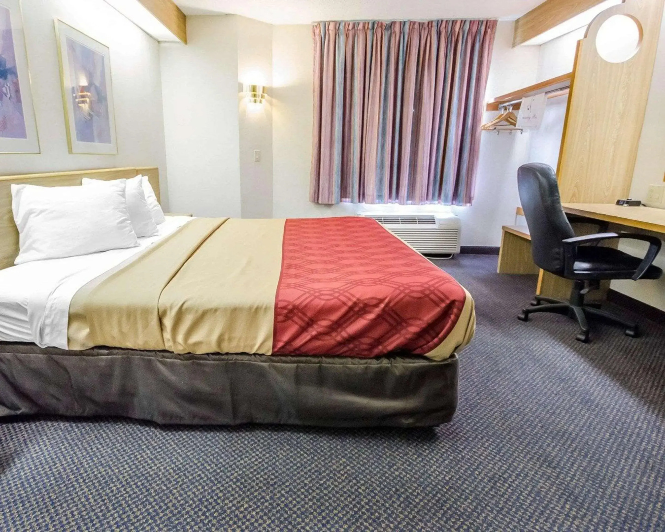 Econo Lodge London North
