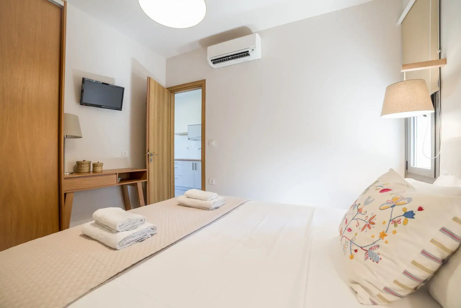 Lemonia Accommodations