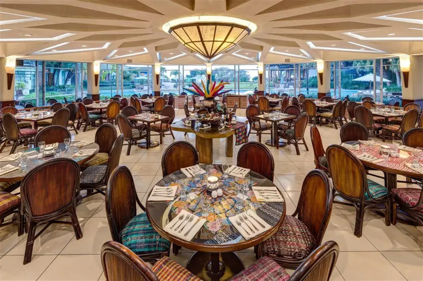 Porta Hotel del Lago