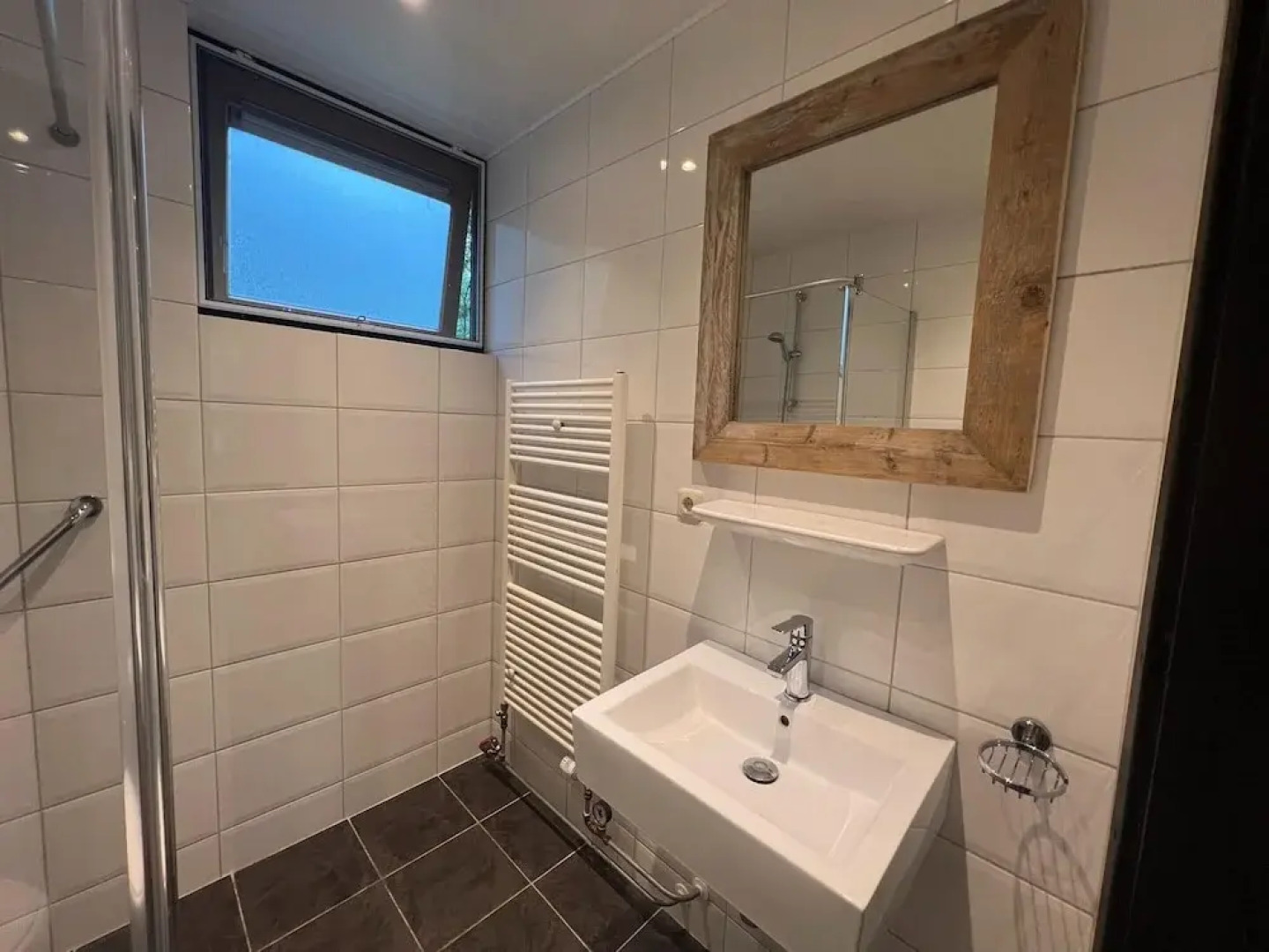 Charming Holiday Home With Wifi