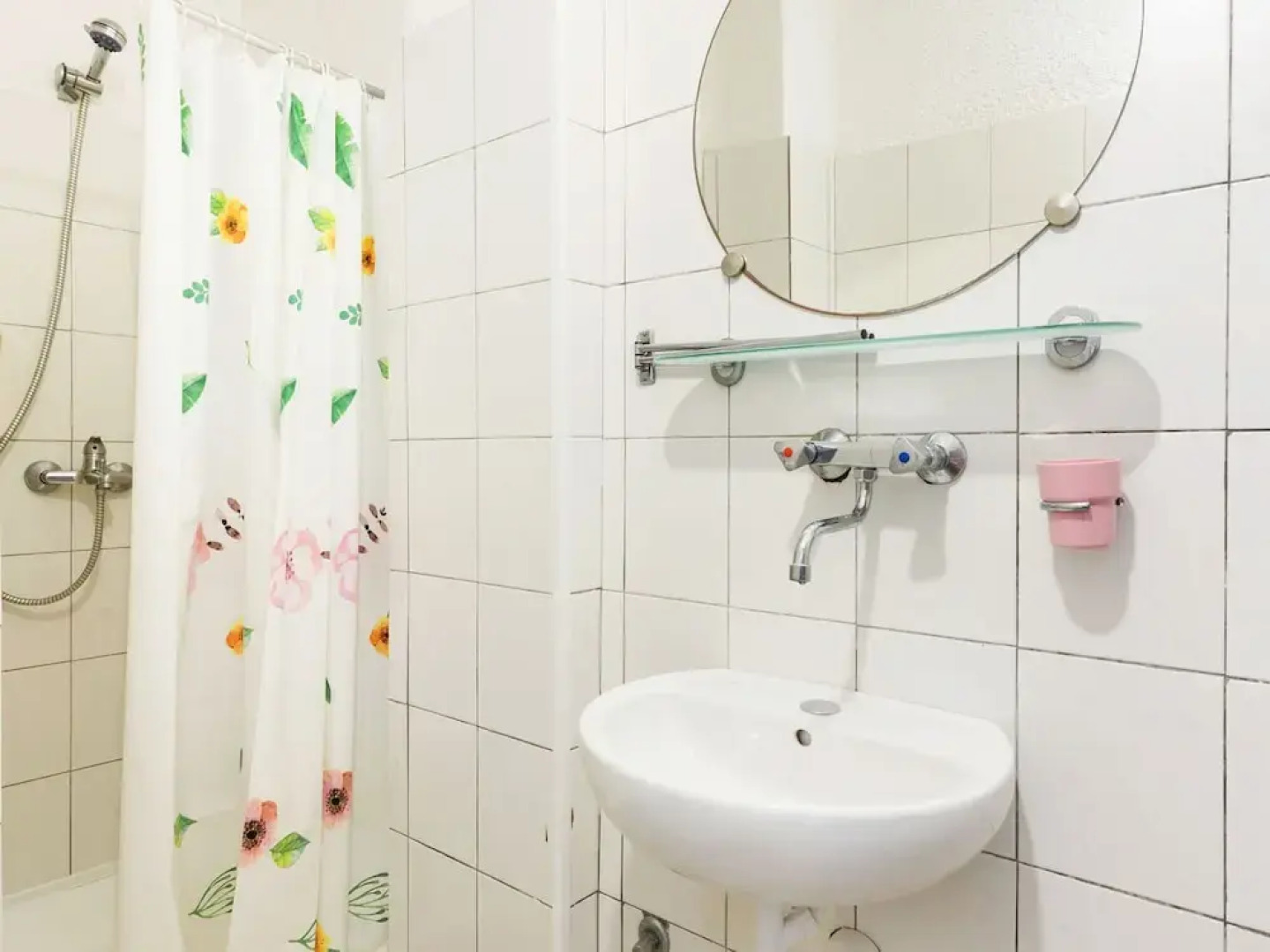 Charming Home With Private Terrace and Garden