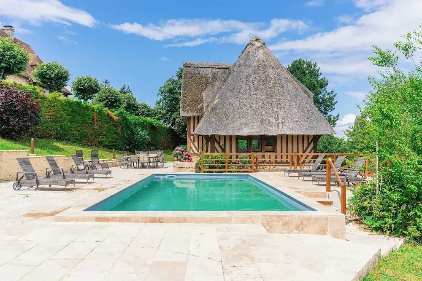 Haven of Peace With Heated Pool and Garden