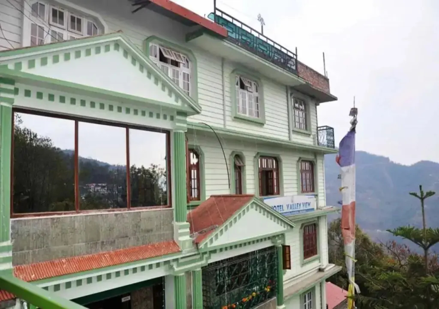 Hotel Valley View