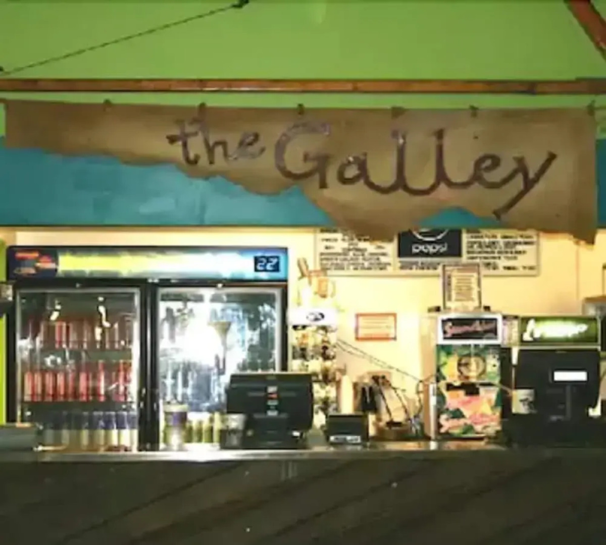 Big Splash Adventure Indoor Water Park & Resort