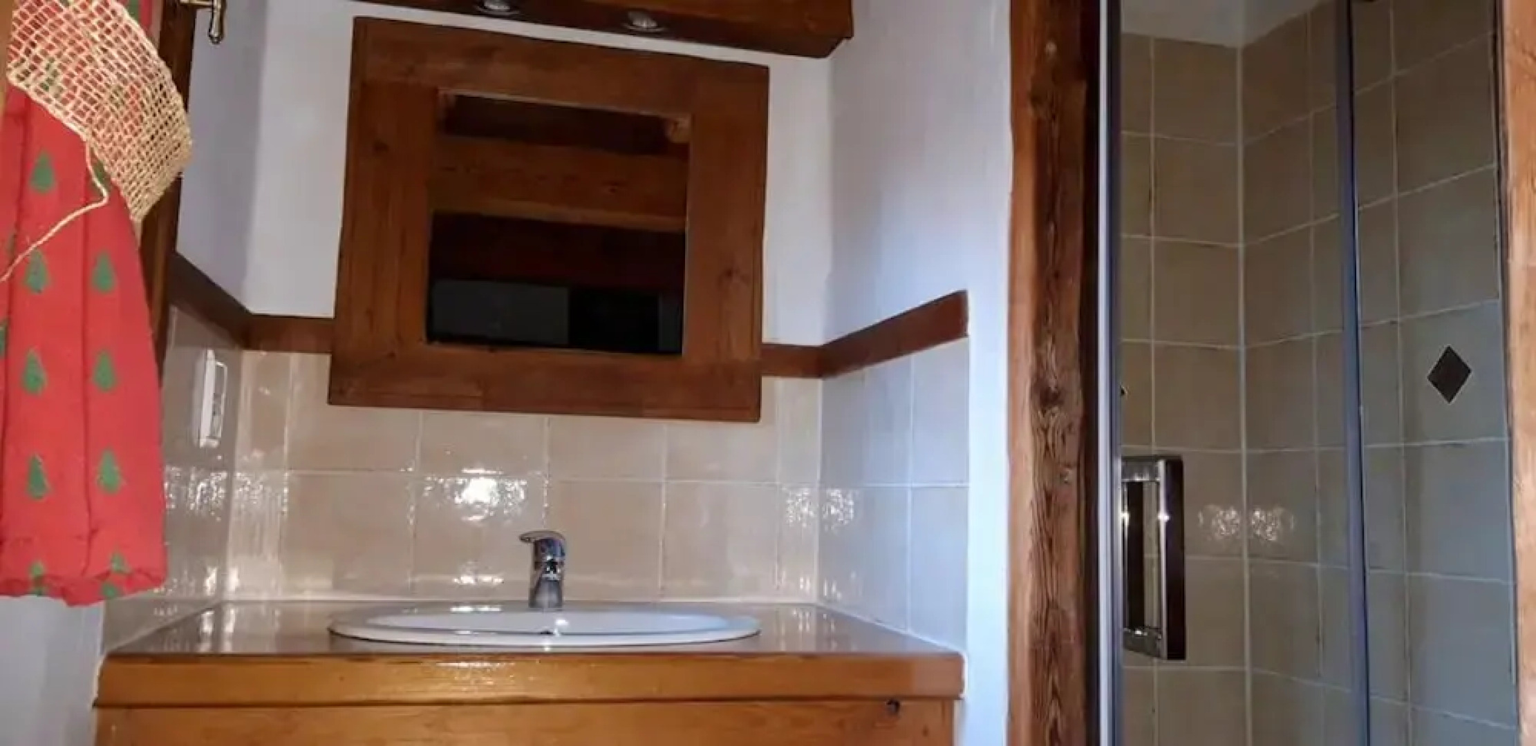 Chalet With 9 Bedrooms in Champagny-en-vanoise, With Wonderful Mountain View, Furnished Balcony and Wifi - 5 km From the Slopes