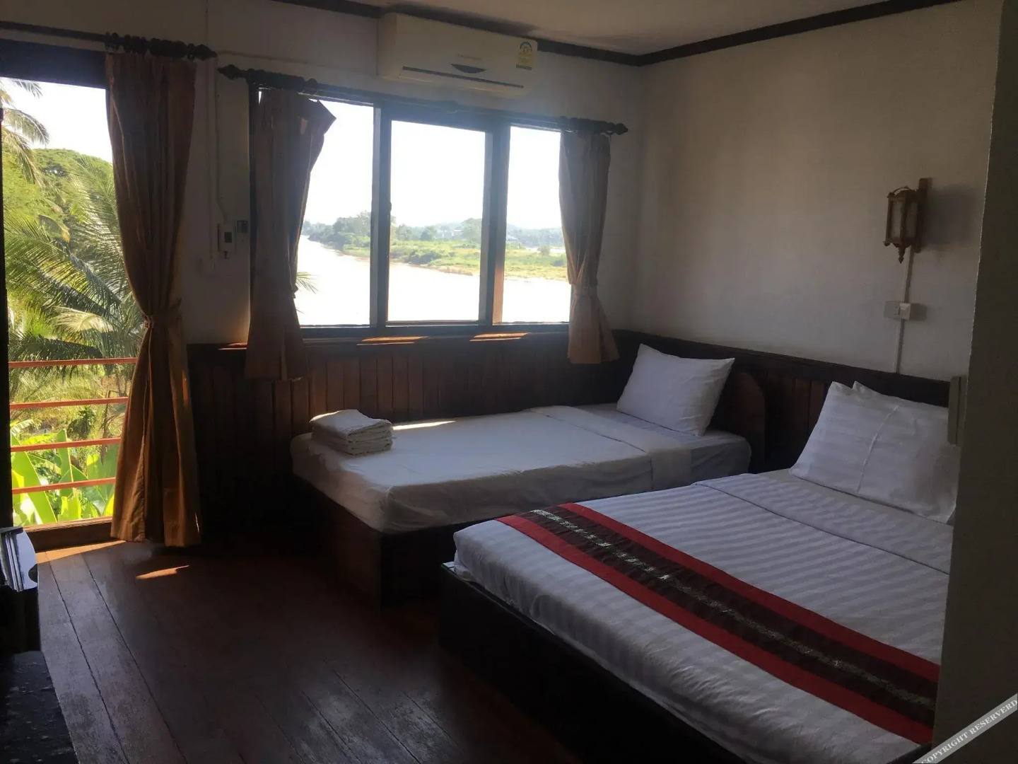 Riverside Houayxay Hotel