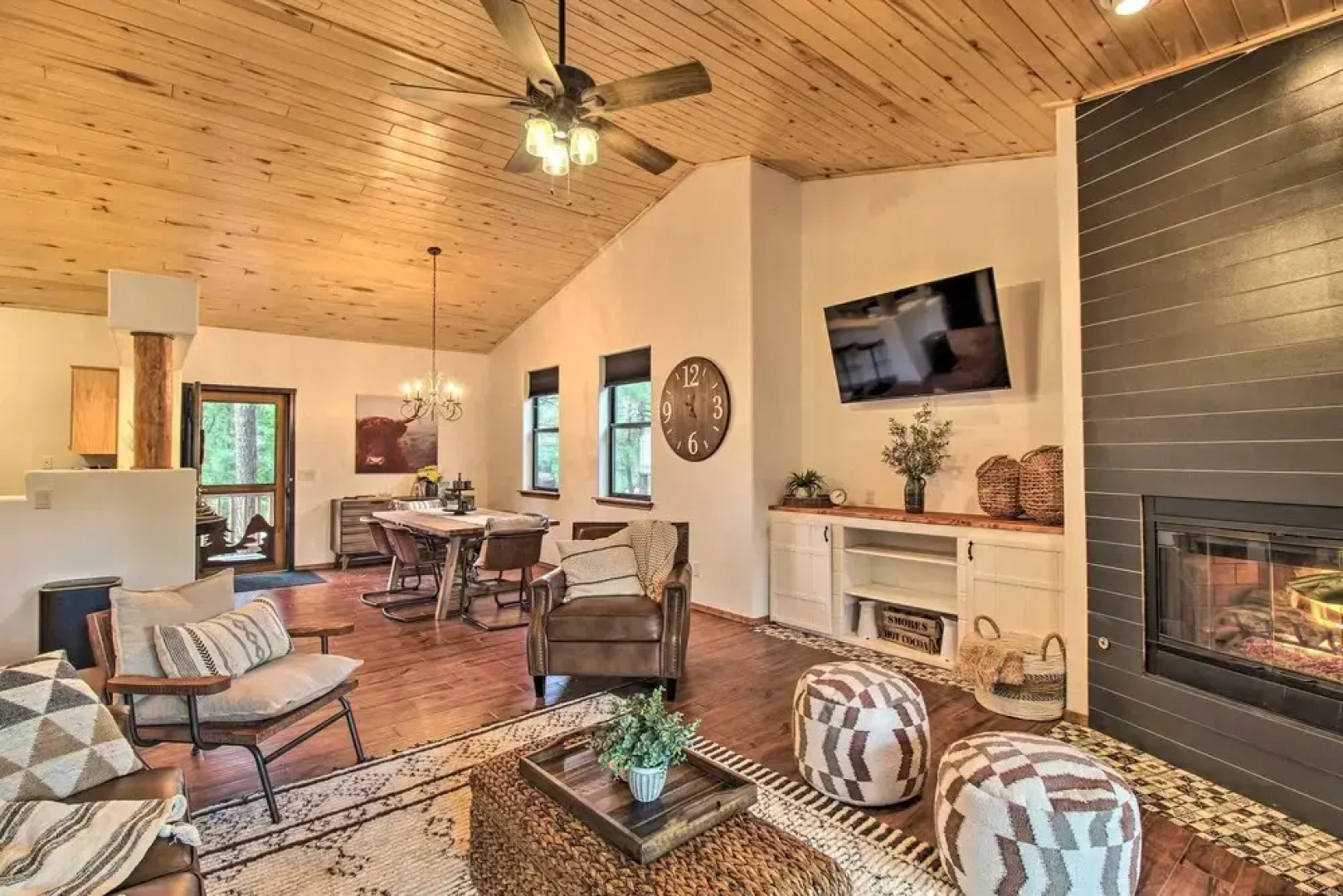 Show Low 'a-to-z Cabin' With Deck & Gas Grill!