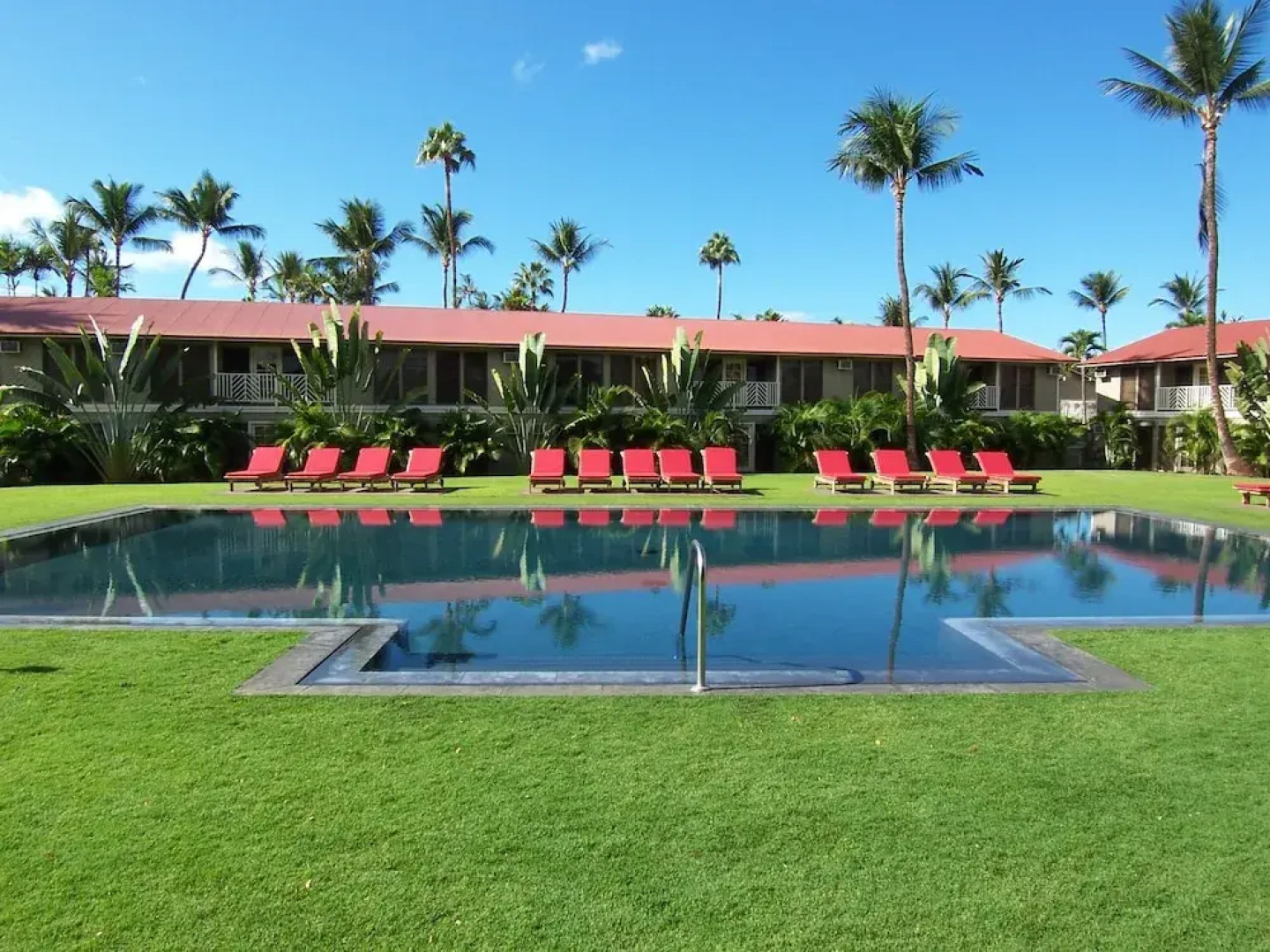 Aina Nalu A109 by RedAwning