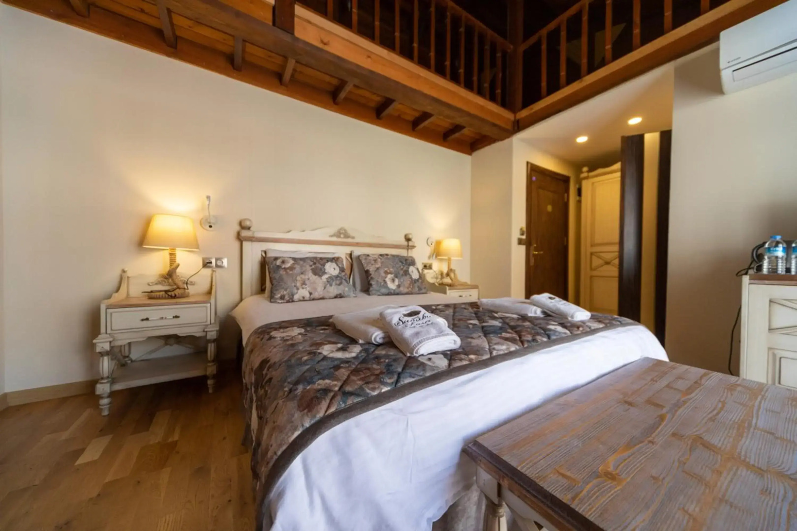 Assos Sunaba Kasri - Special Class