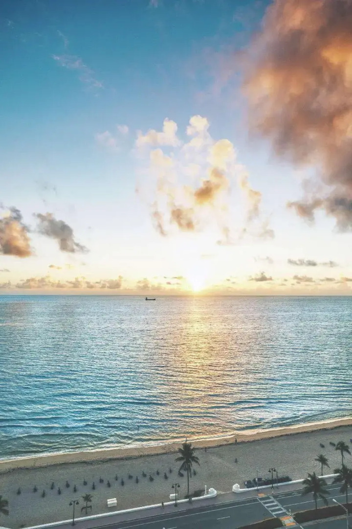Conrad Fort Lauderdale Beach