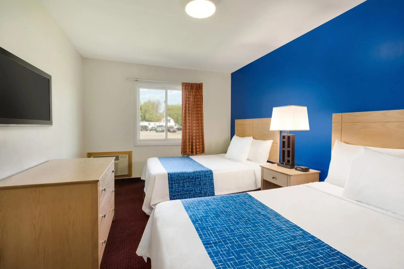 Travelodge by Wyndham Niagara Falls