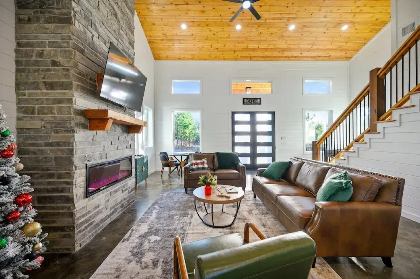 New, Modern, Bunk Room, Game Room, Playground, Hot tub