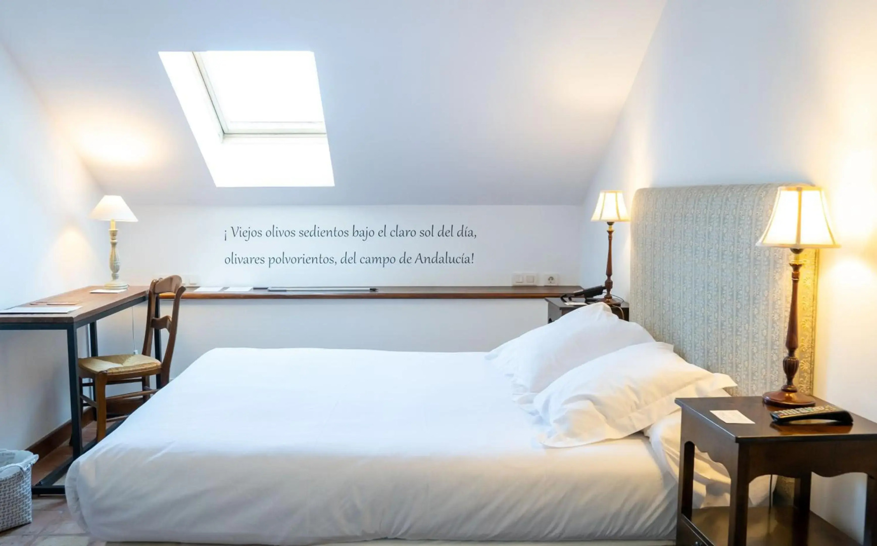 Hotel Puerta de la Luna