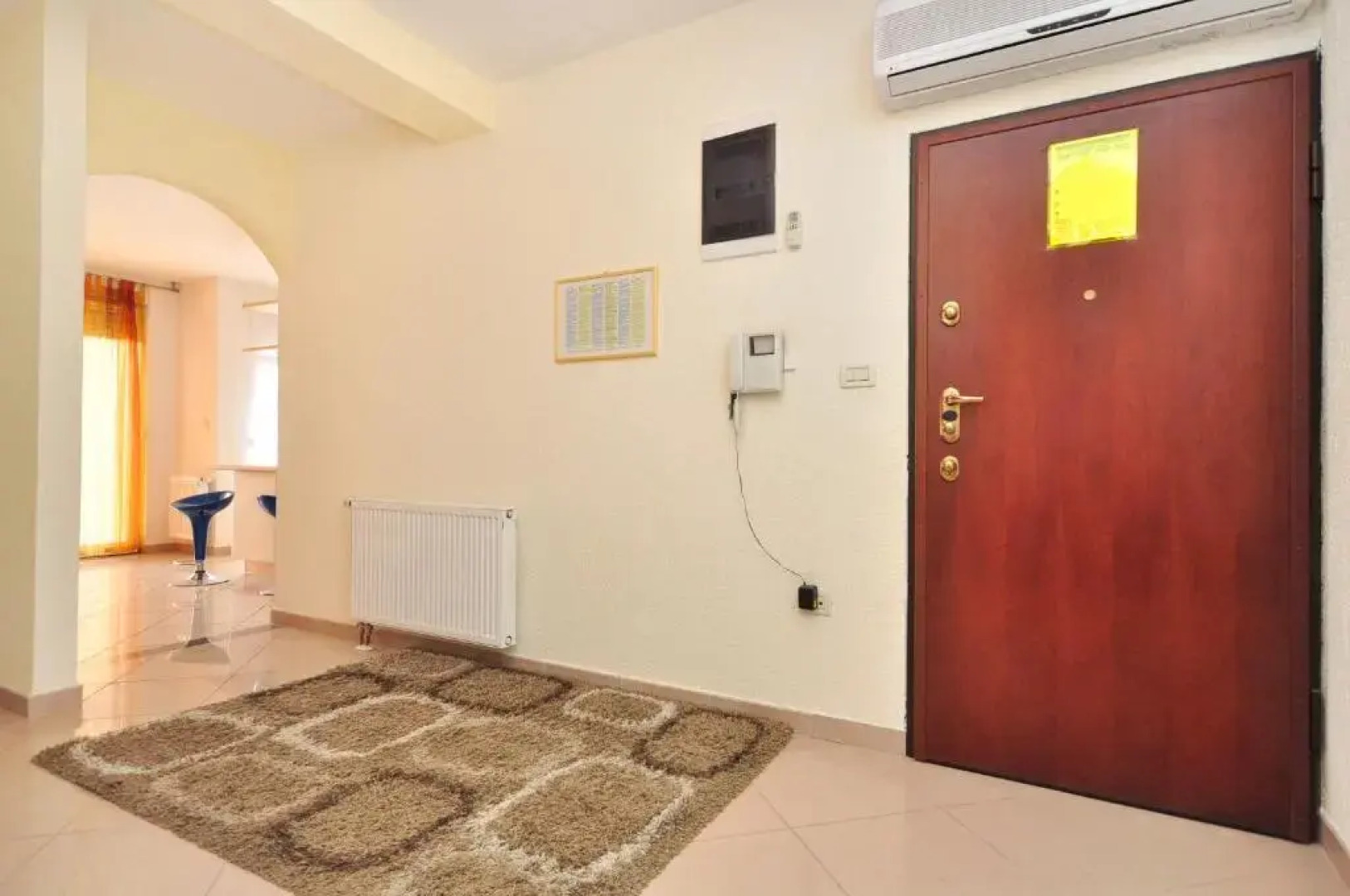 Apartment Luxury Cream