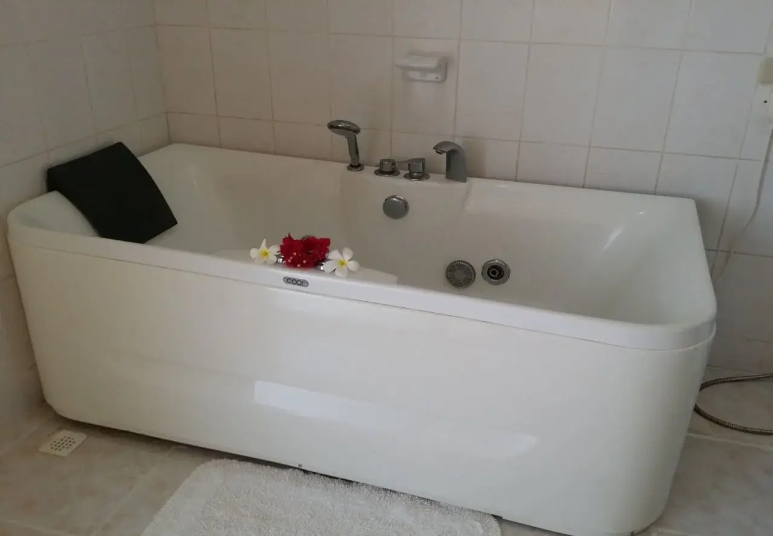 Crystal Paradise Resort Spa & Winery