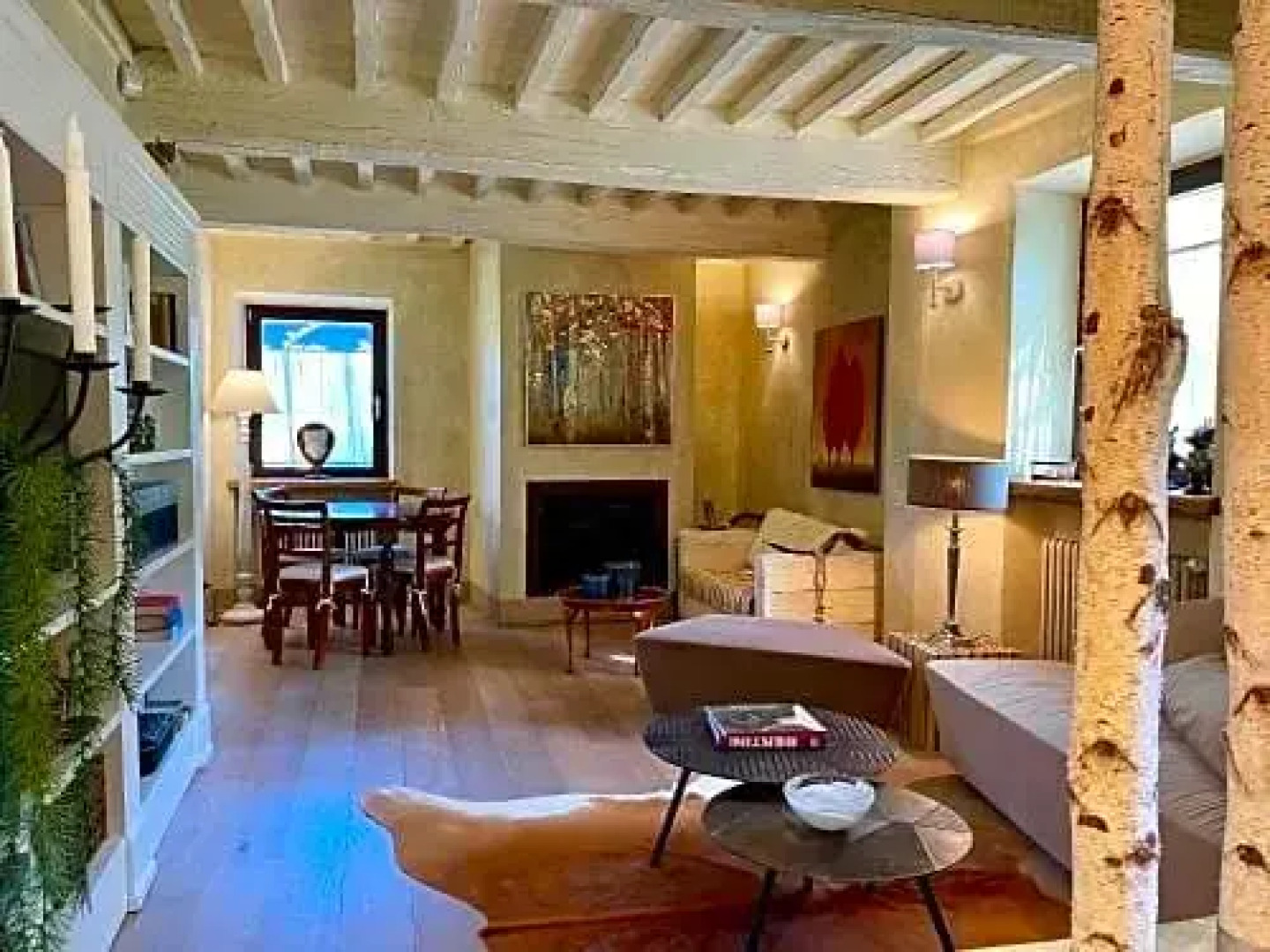 A14 Pietrasanta La Dama del Bosco