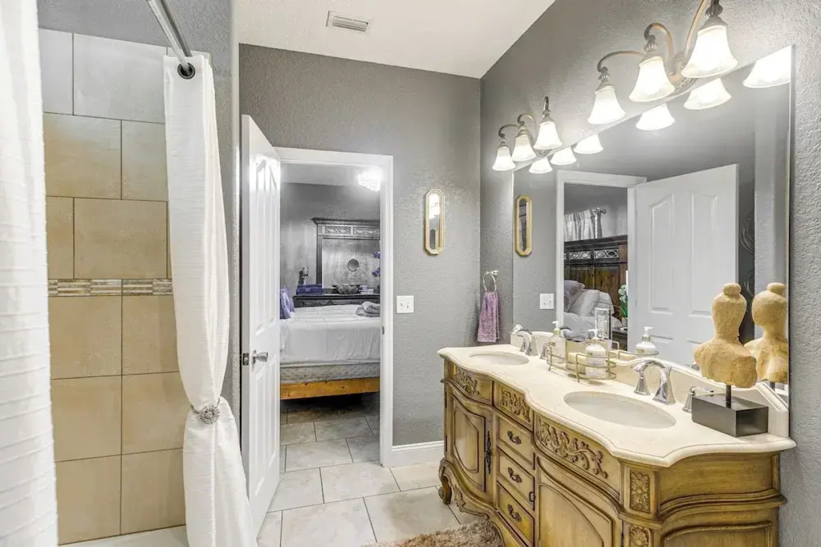 14 Mi to Jekyll Island: Luxe Brunswick Home