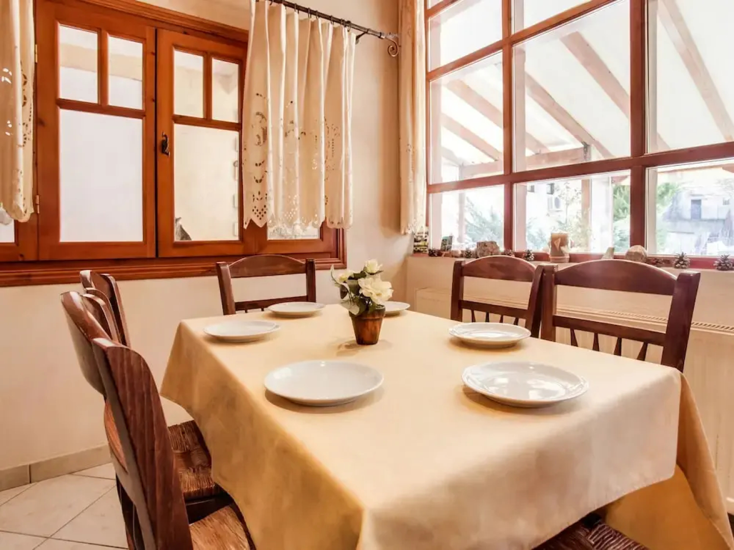 Elegant Holiday Home in Stournareika With Balcony