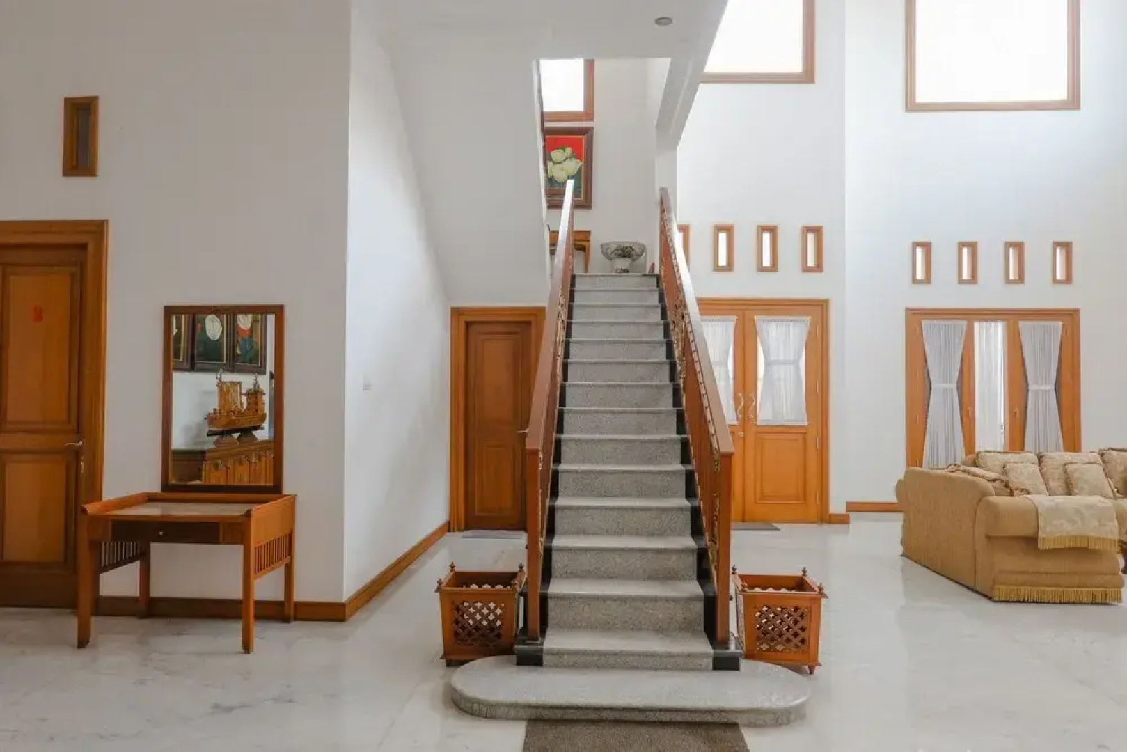OYO 2295 Daffi Family Residence