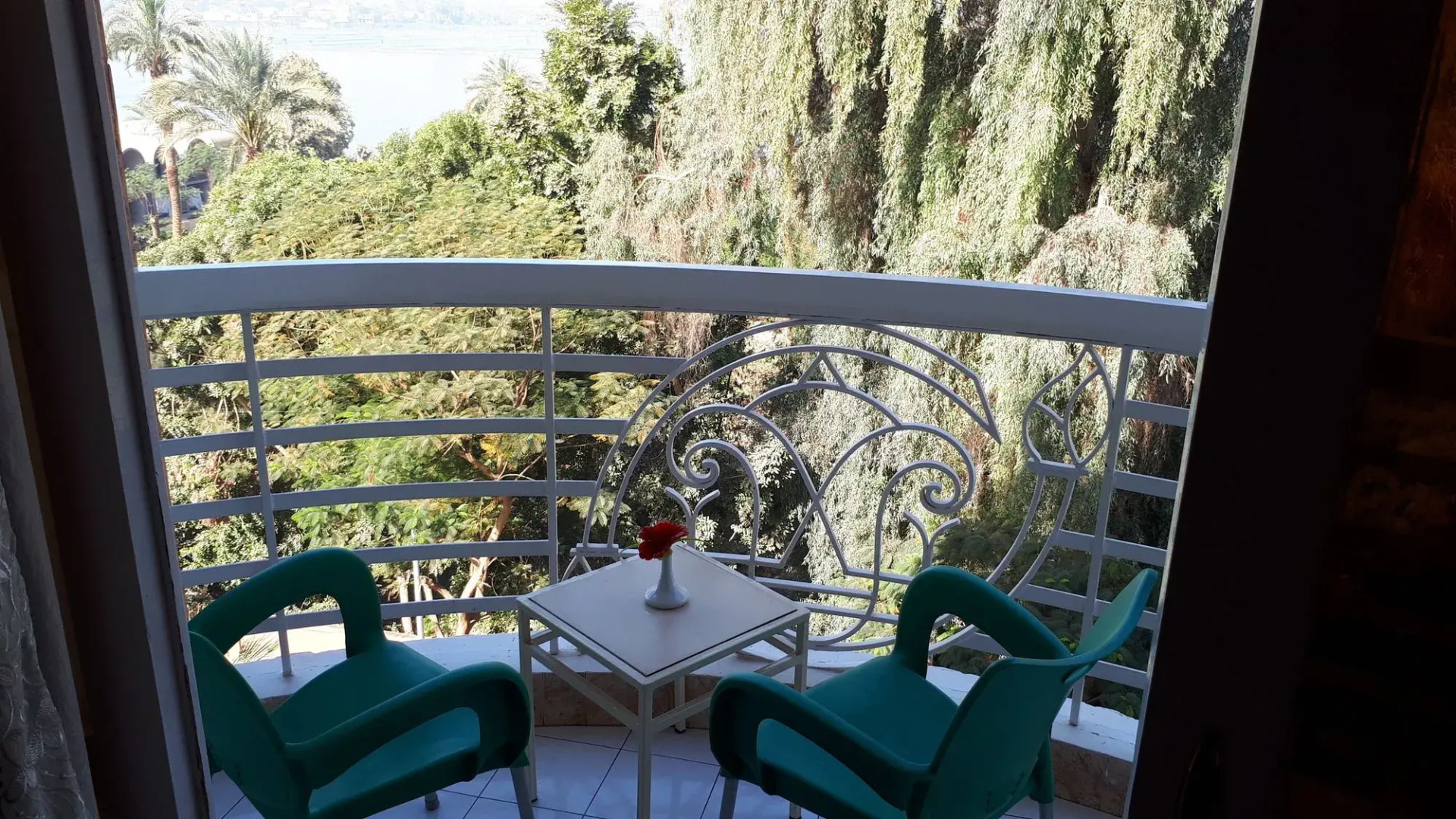 New Pola hotel