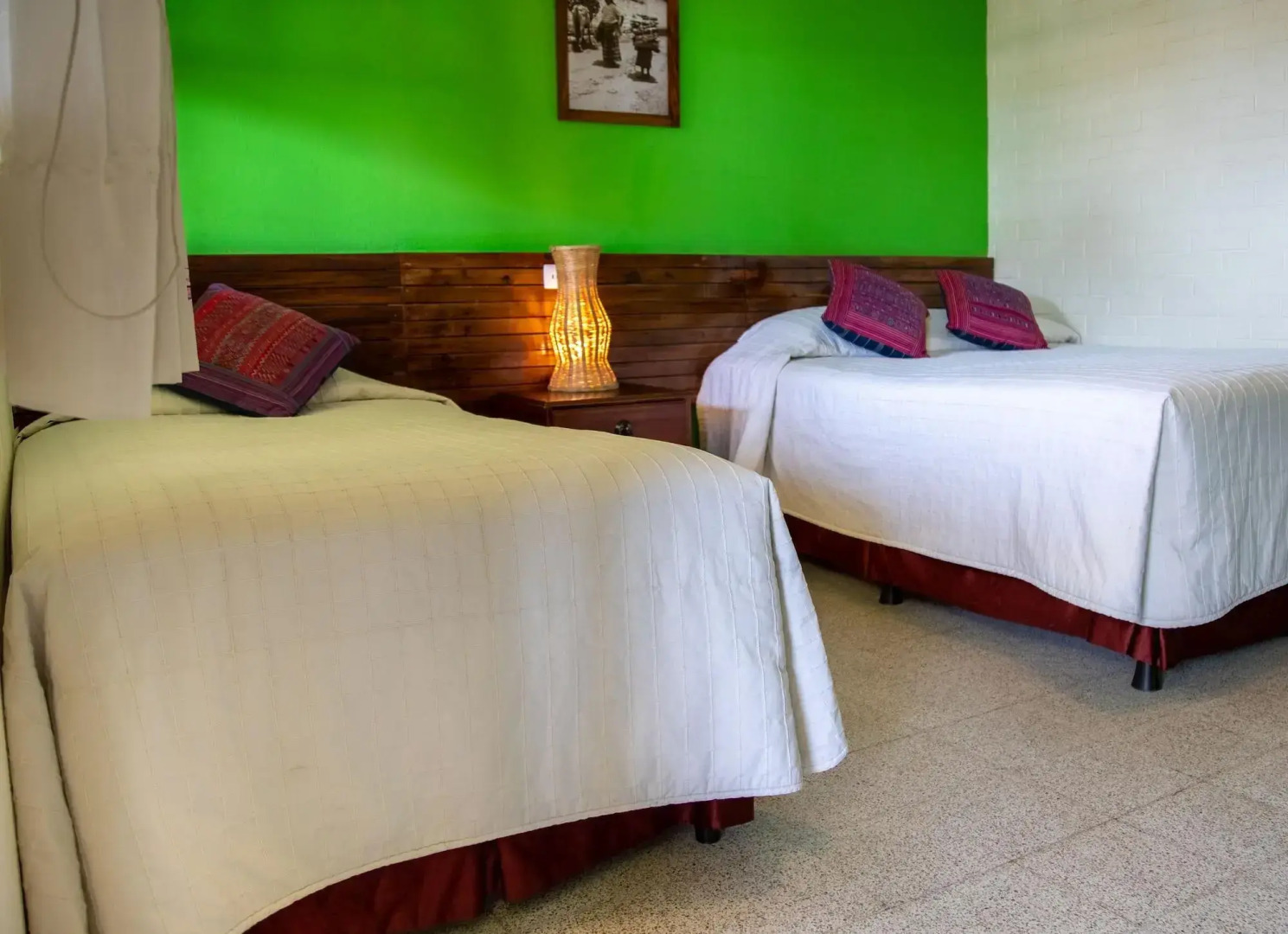 Hotel y Centro de Convenciones Jardines del Lago