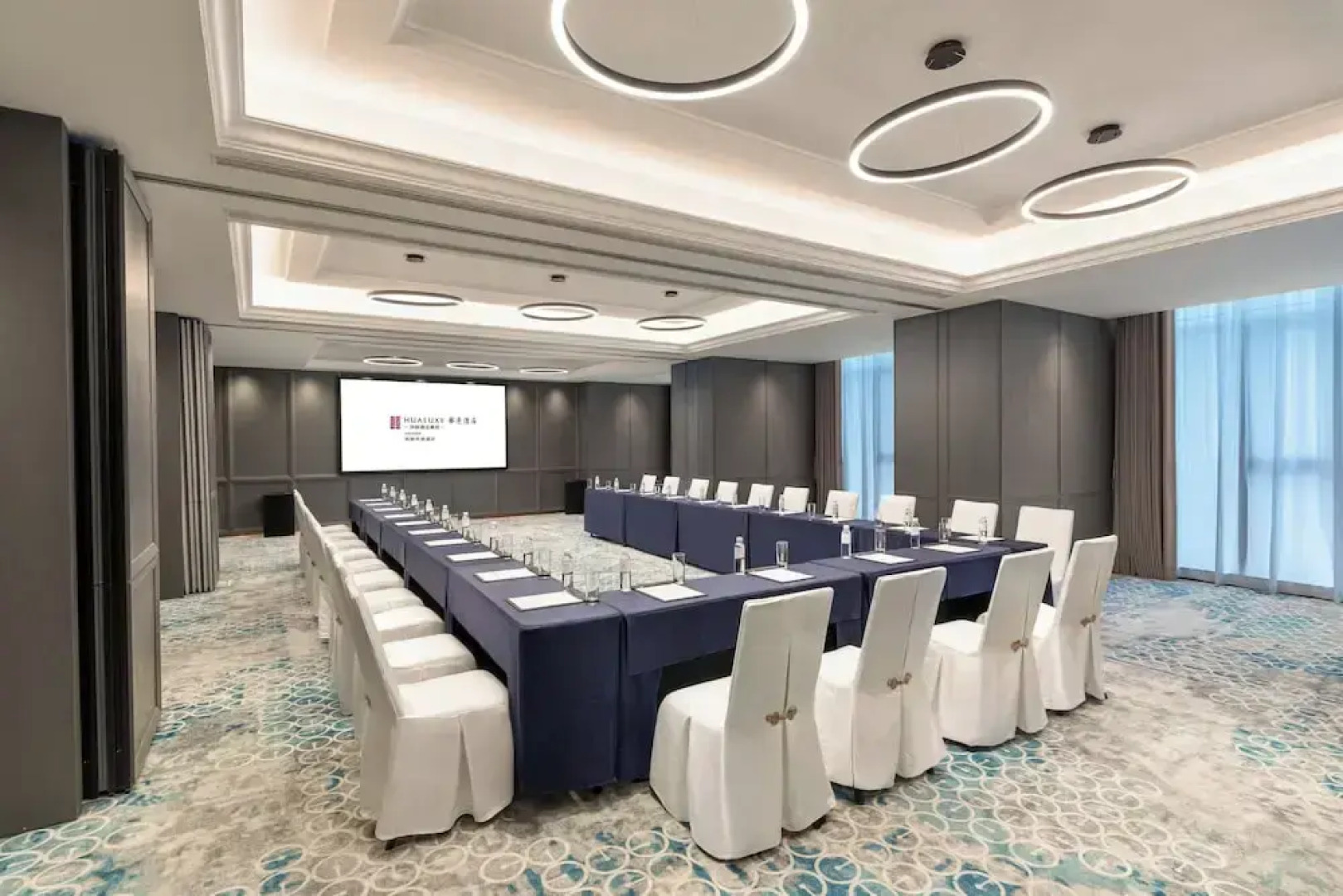 Hualuxe Handan by IHG