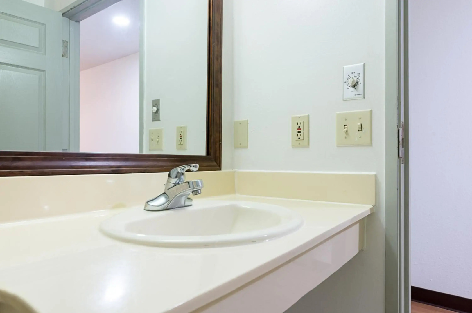 Motel 6 New Iberia, LA