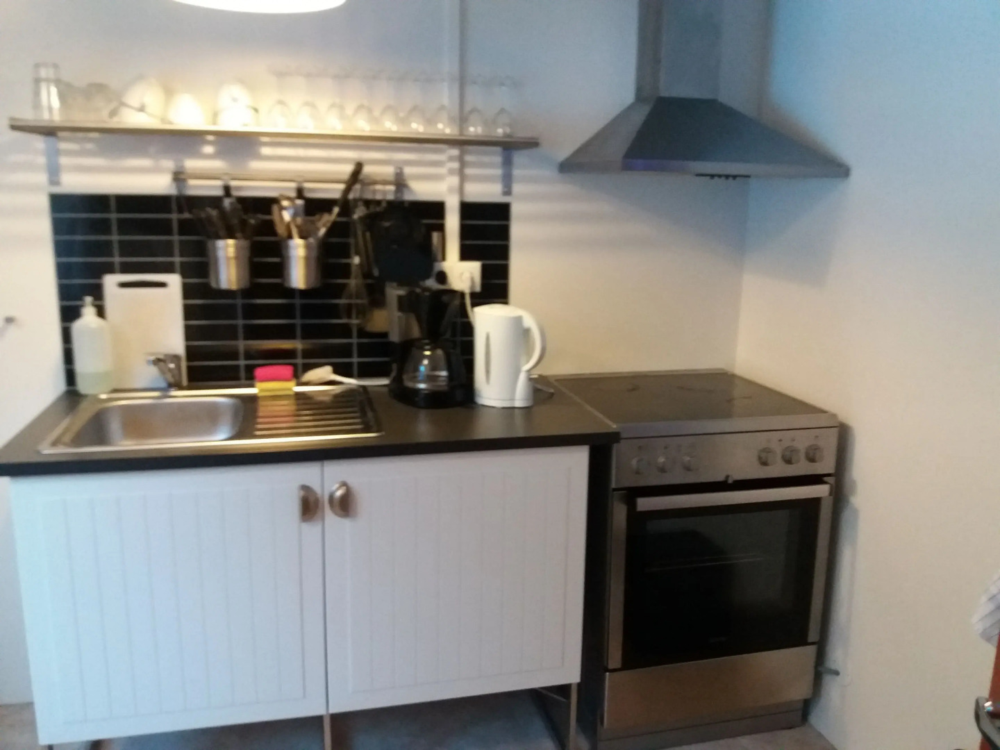 Grand-Inn Bar and Bed