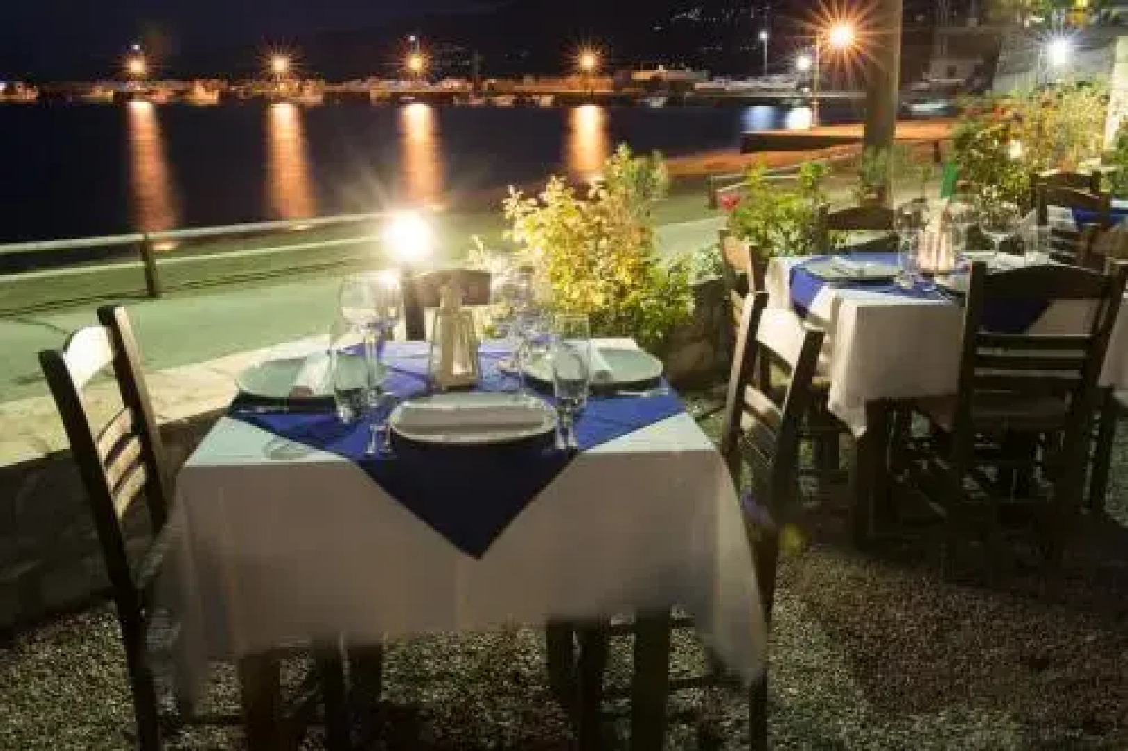 Kotronas Bay Bungalows