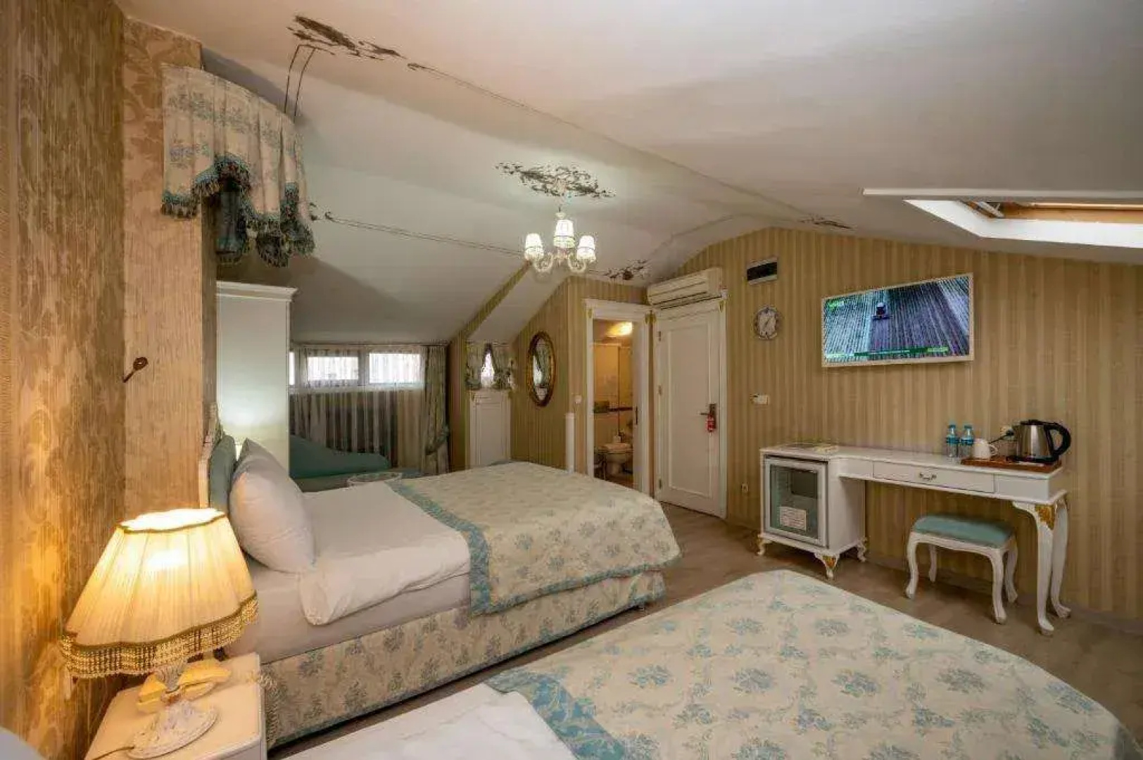 Villa Paradiso & Spa Hotel