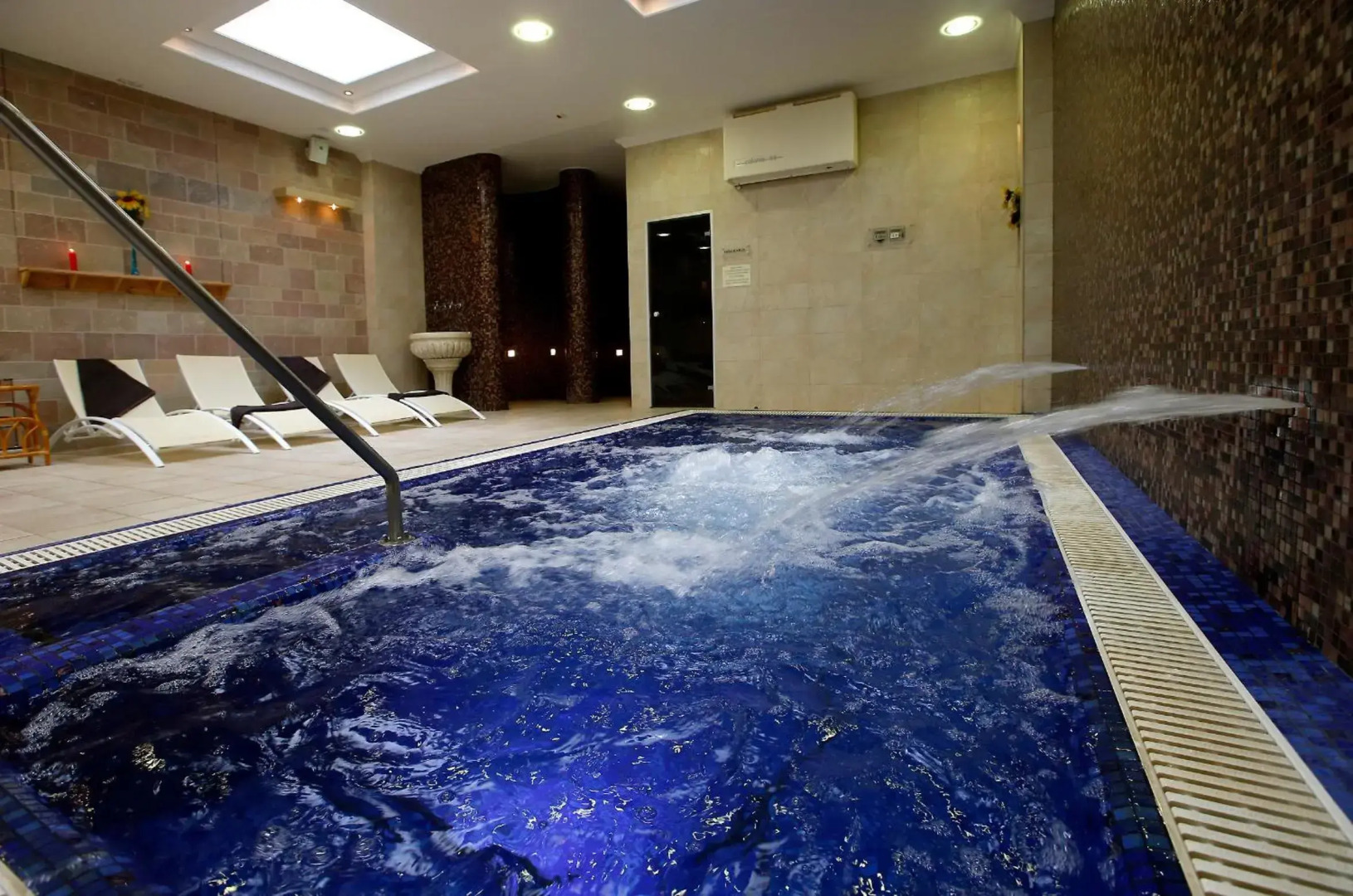 Hotel Kodmon