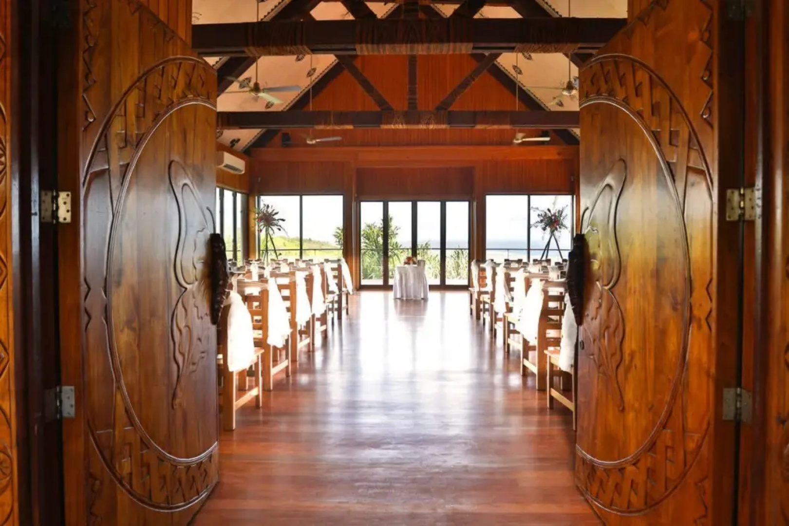 OUTRIGGER Fiji Beach Resort