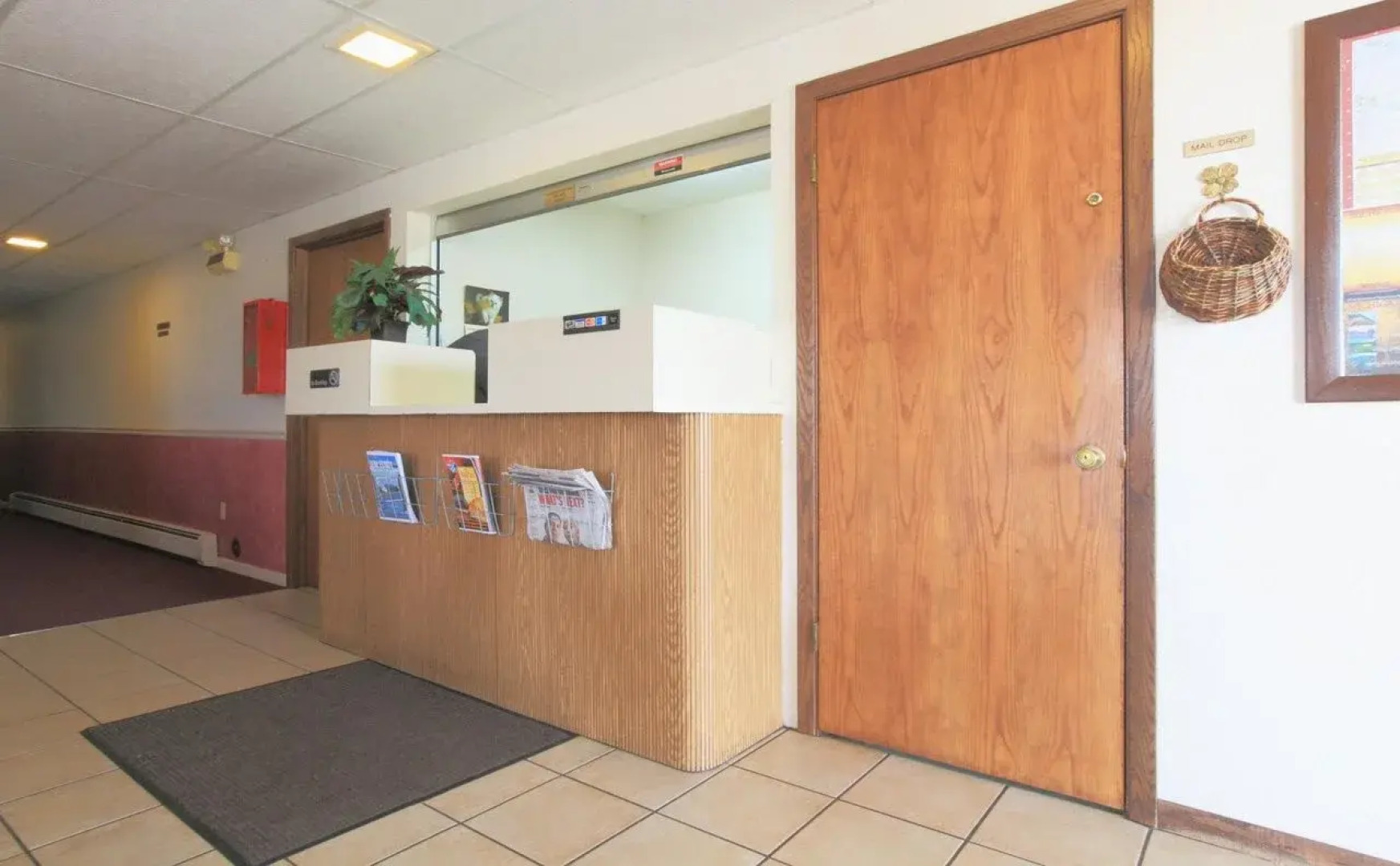 Econo Lodge Inn & Suites Escanaba North