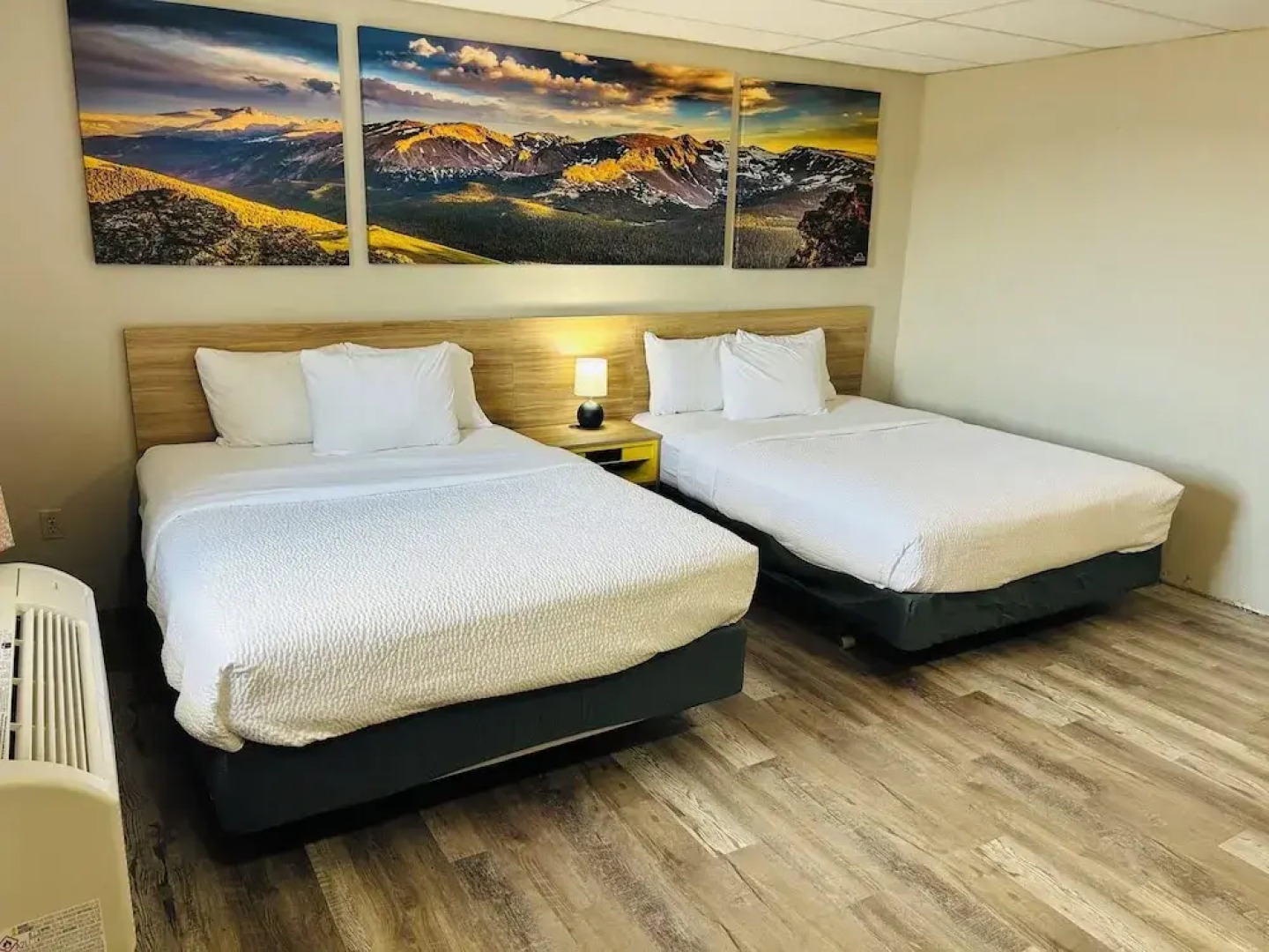 Days Inn by Wyndham Wheatland