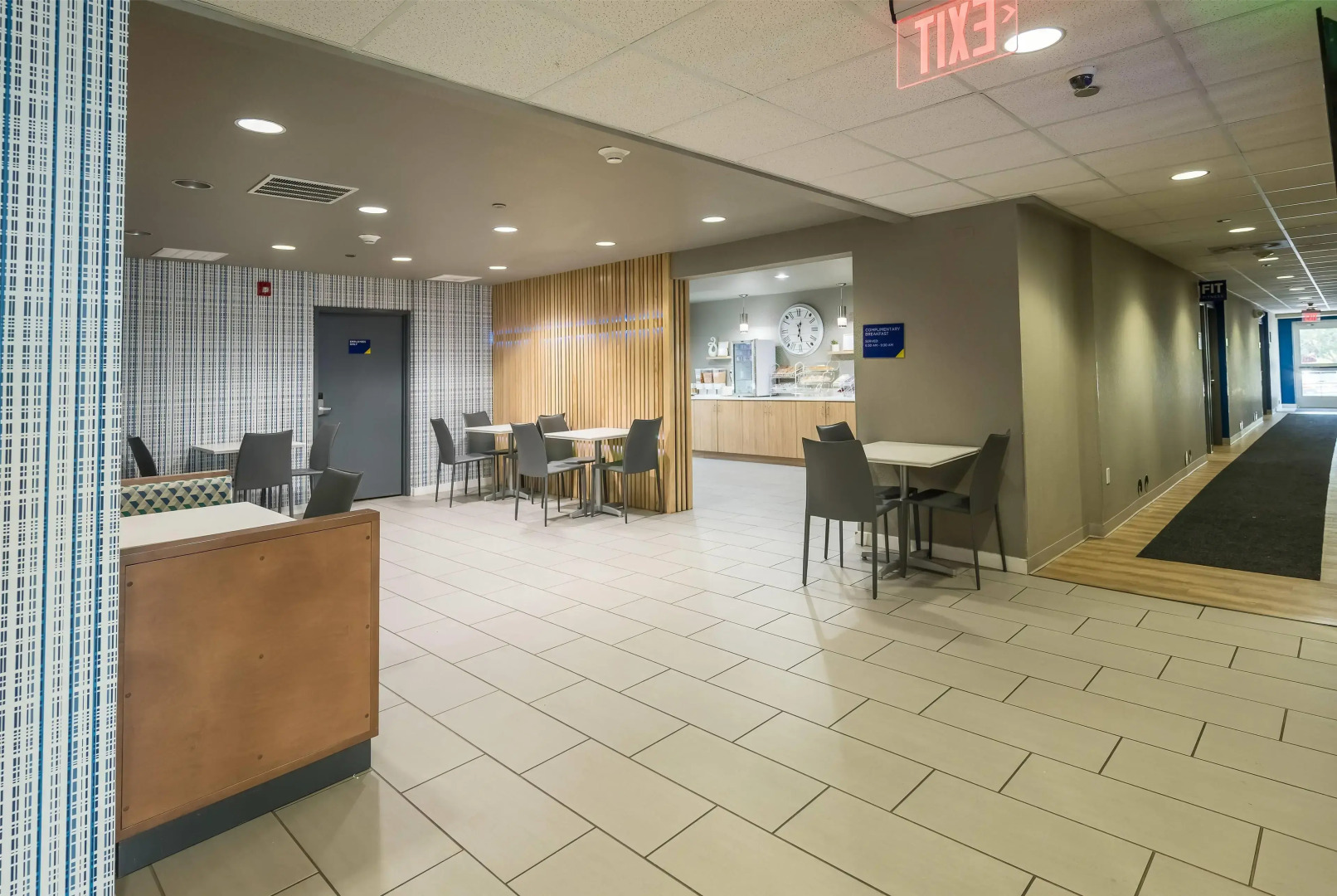 Microtel Inn & Suites by Wyndham Cheyenne