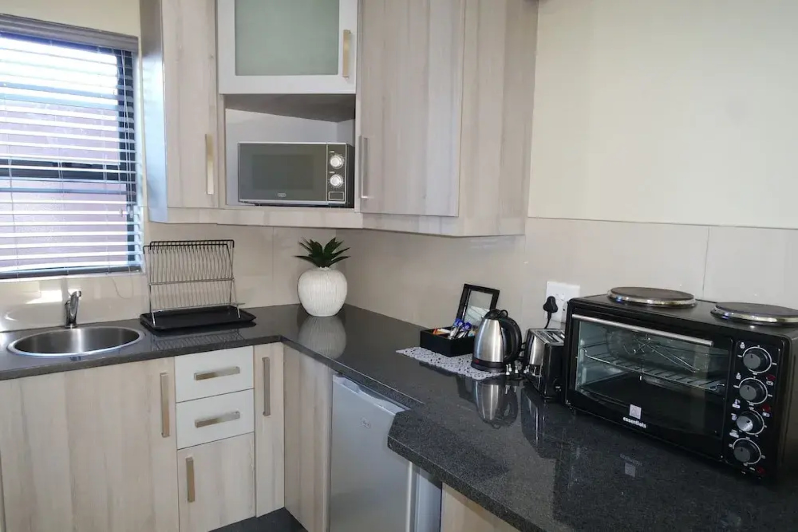 De Stroom Guest Lodge