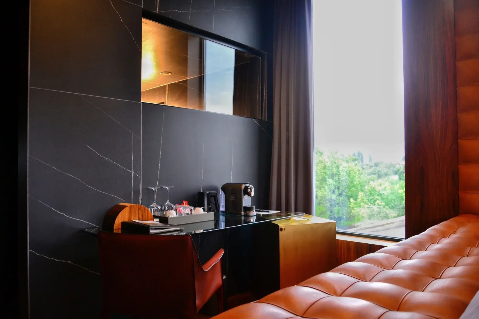 Winery & Design hotel ROXANICH