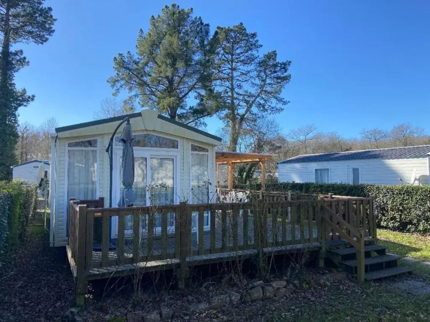 KERLANN 4 ETOILES MOBIL HOME 2CHS 1SDB Pont Aven Finistère