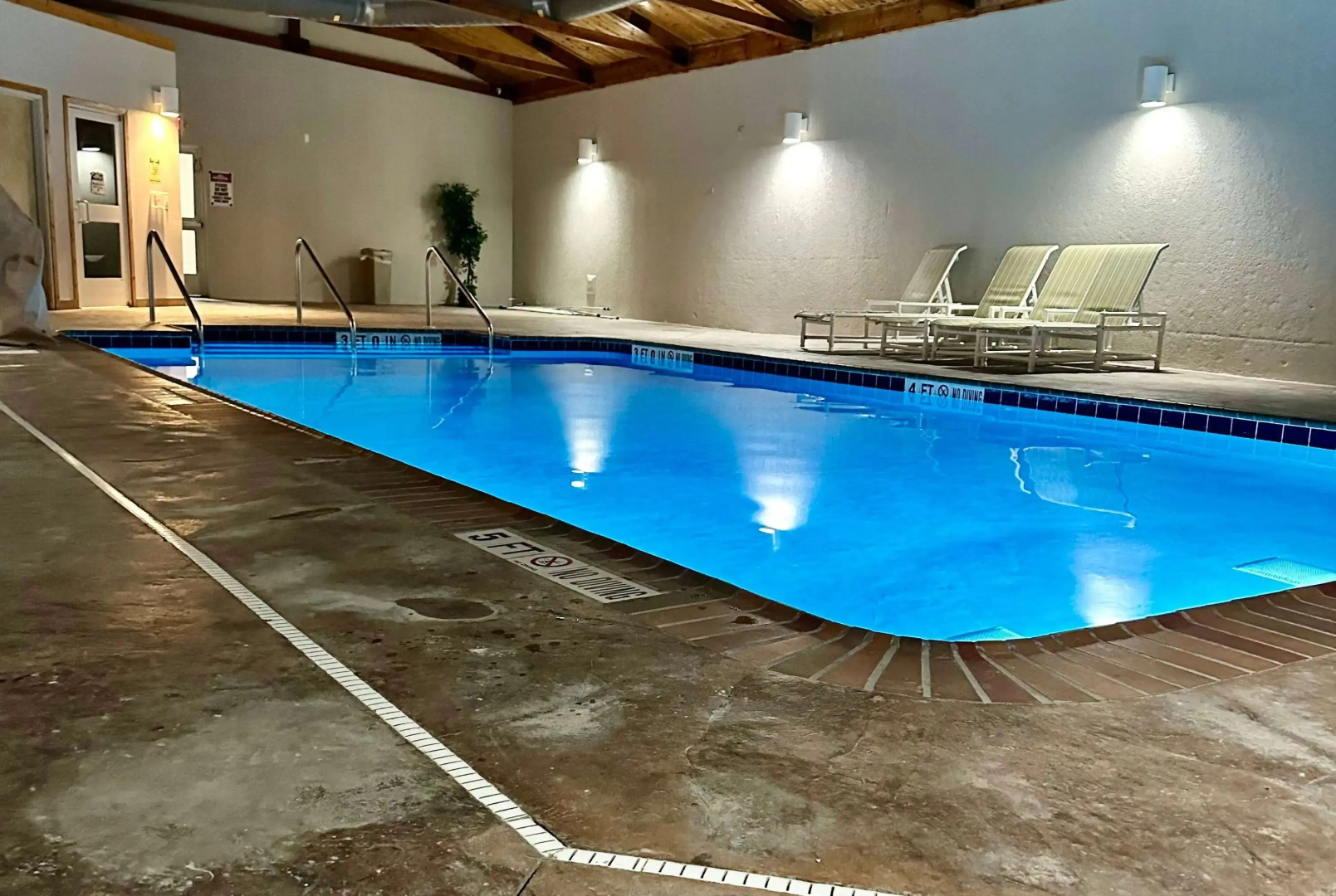 Microtel Inn & Suites by Wyndham Quincy Downtown/River Area