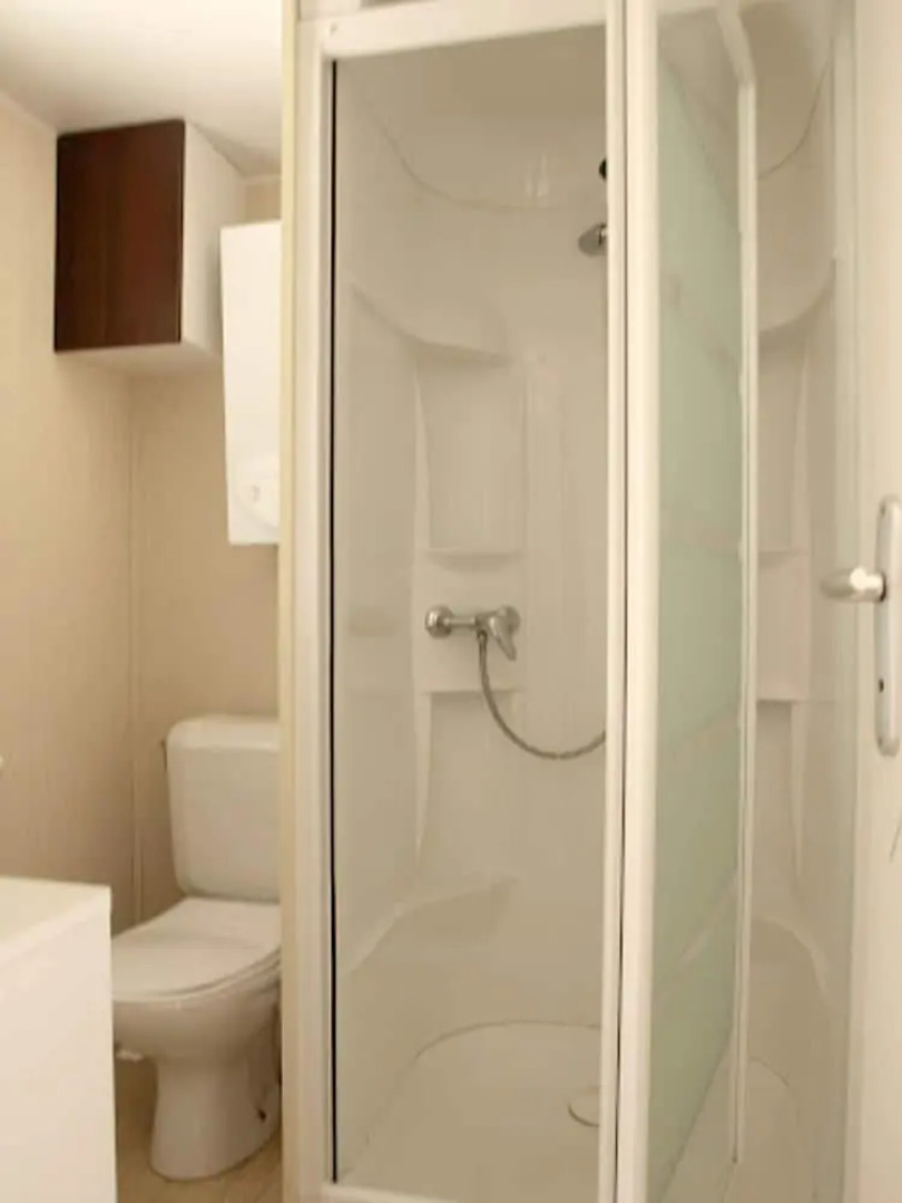 House With 2 Bedrooms in Villecroze, With Private Pool and Enclosed Garden